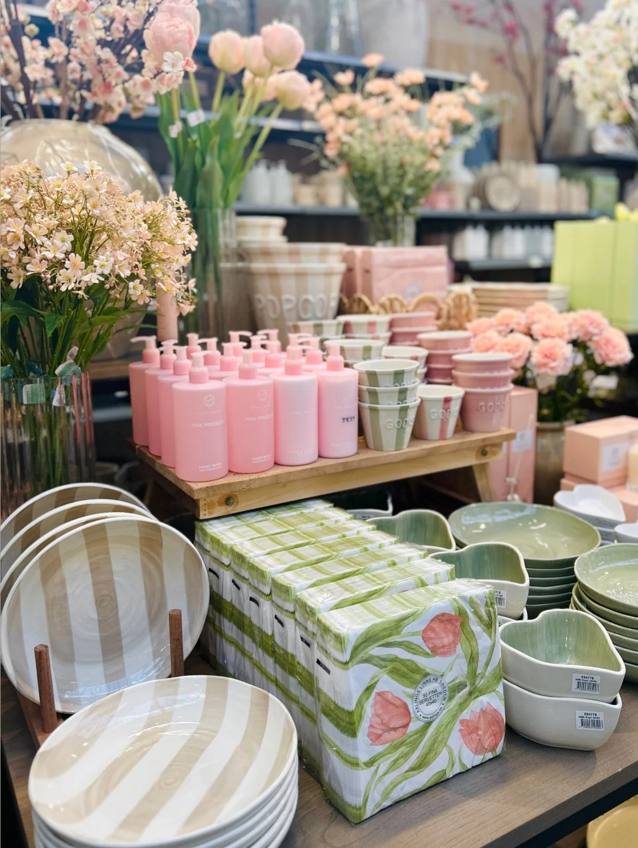 Nyheter hver eneste uke 🌸🤍