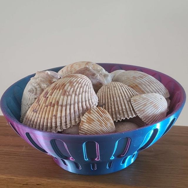 High Poly Decorative Bowl 3.jpeg
