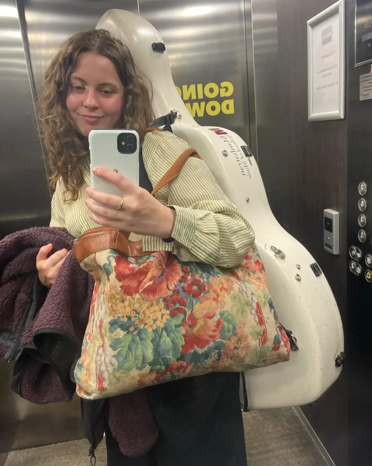 ☀️☀️☀️ 
INO 
Kabin Crew 🥹
Sk&aelig;rb&aelig;k 🧡
NYC angels ➡️ IRL 
Altogether Now 🪩 🎂 👯
Frrrance et amis 🔨 🥐 🧀 🌸 
Cello sistaaaa 🫶🏼