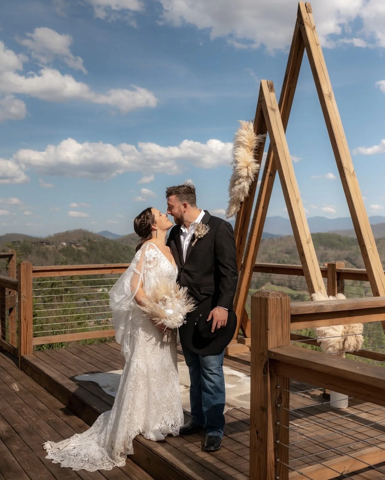 Mr. & Mrs. Whaley - 4.5.2025
@ashleyleffewphotography