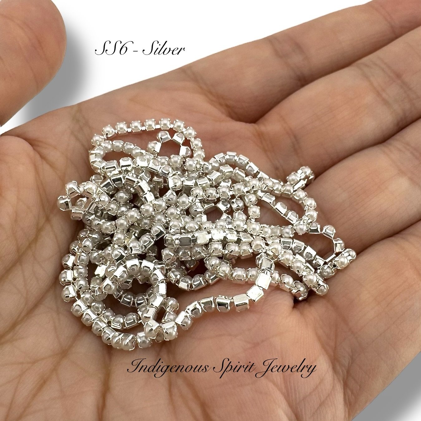 Imitation Pearl Cupchain on a Silver Base