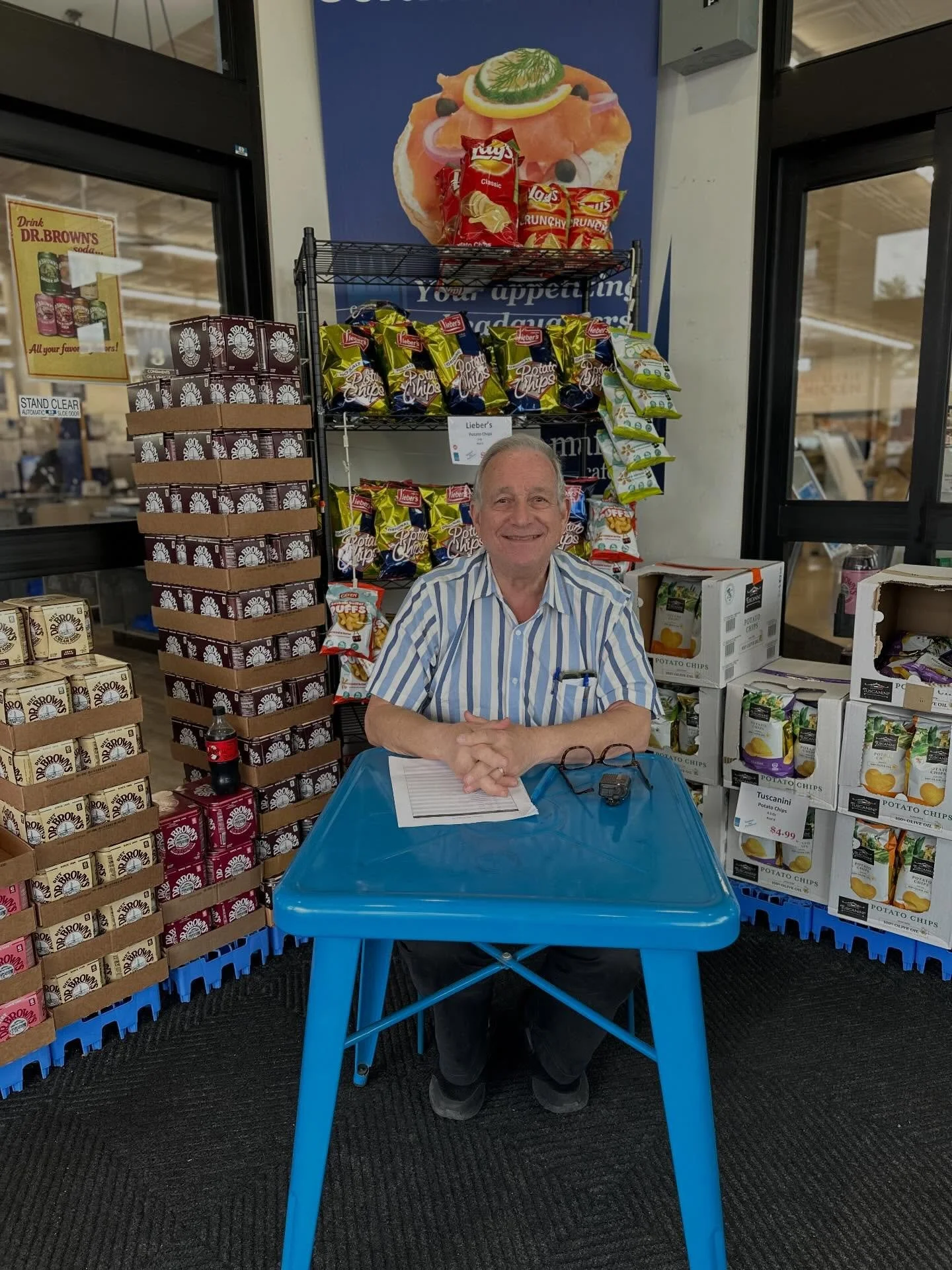 We&rsquo;re officially ready for our Tuesday Passover pick ups! Come see Mark at the front door and he&rsquo;ll take care of you. See you soon!

#passover #seder #crownmarket