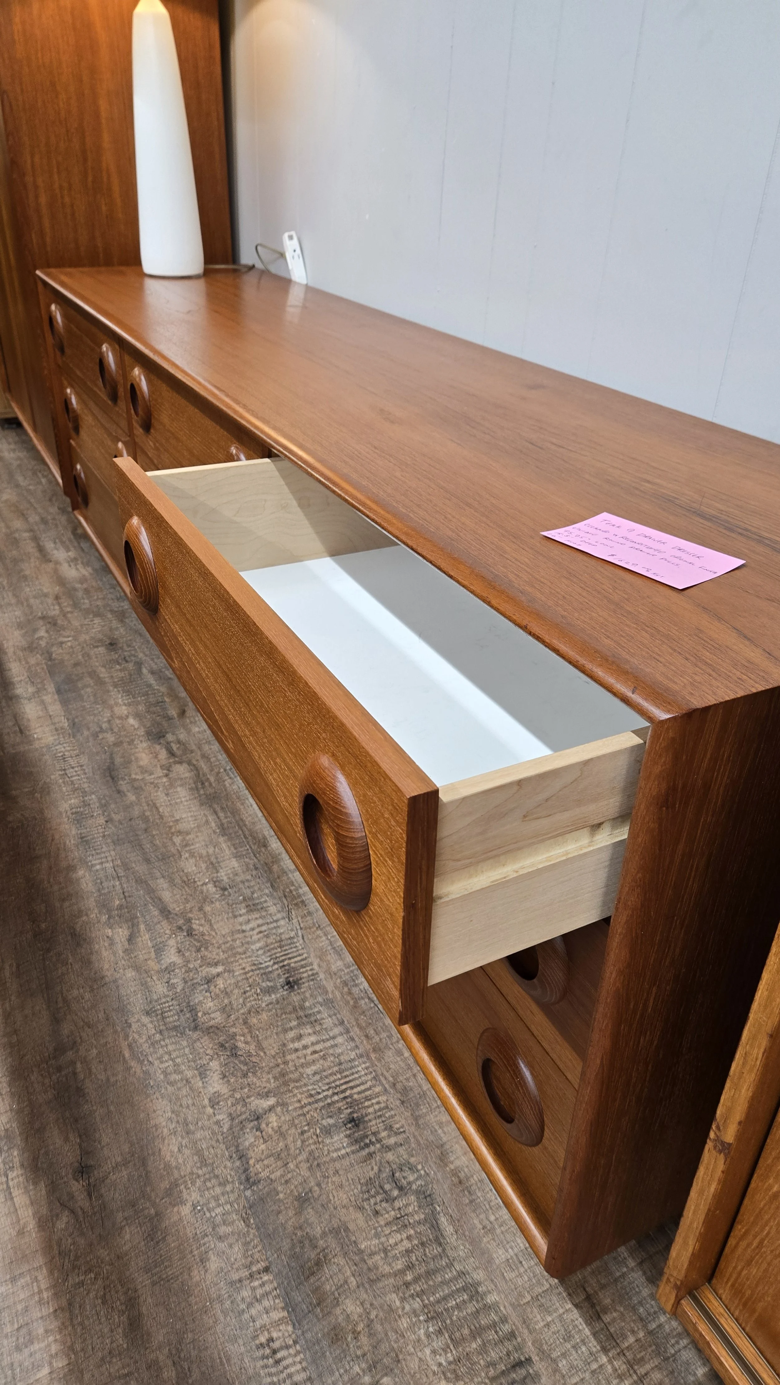 teak 9 drawer dresser with round handles