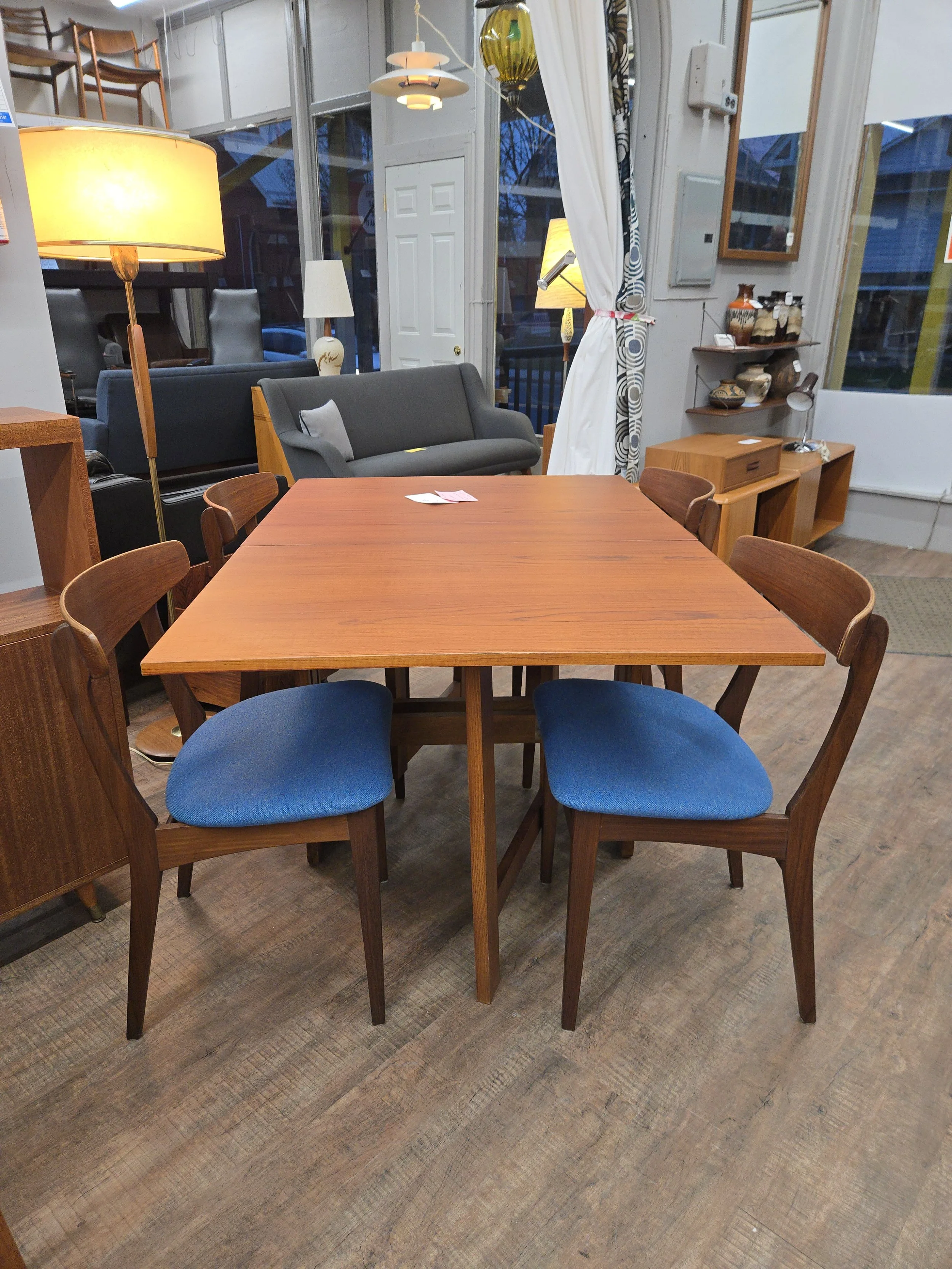 Vintage Teak Double Drop Leaf Dining Table