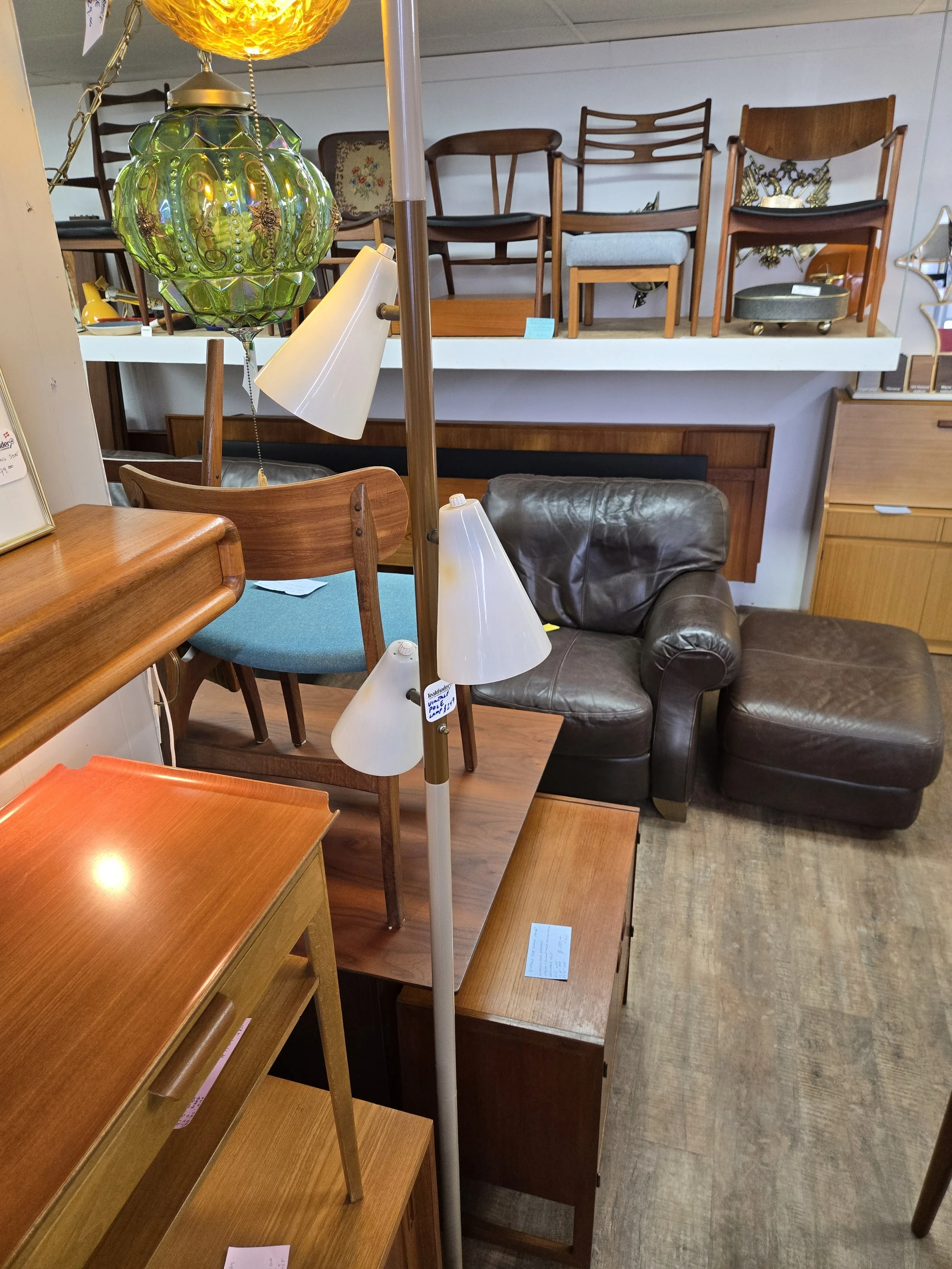 Vintage Cream and Brown Pole Lamp