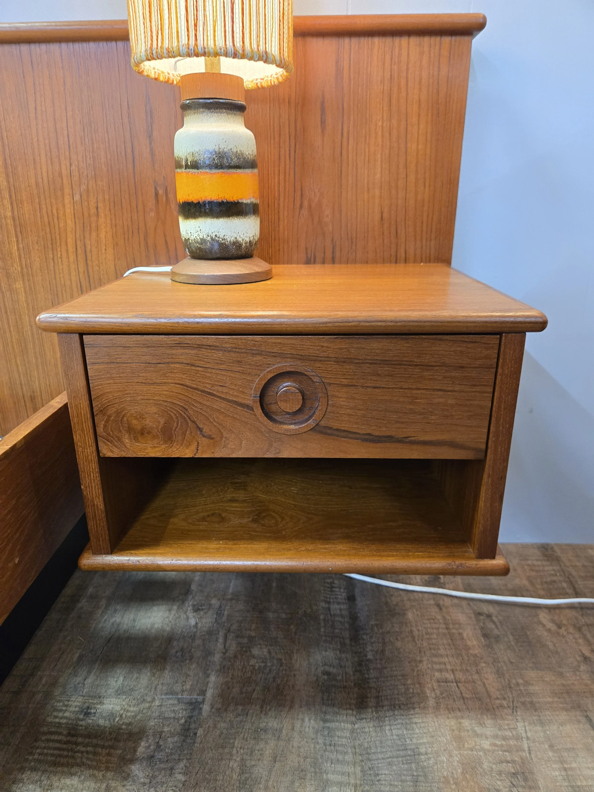Vintage Teak Queen Size Bed with Floating Nightstands