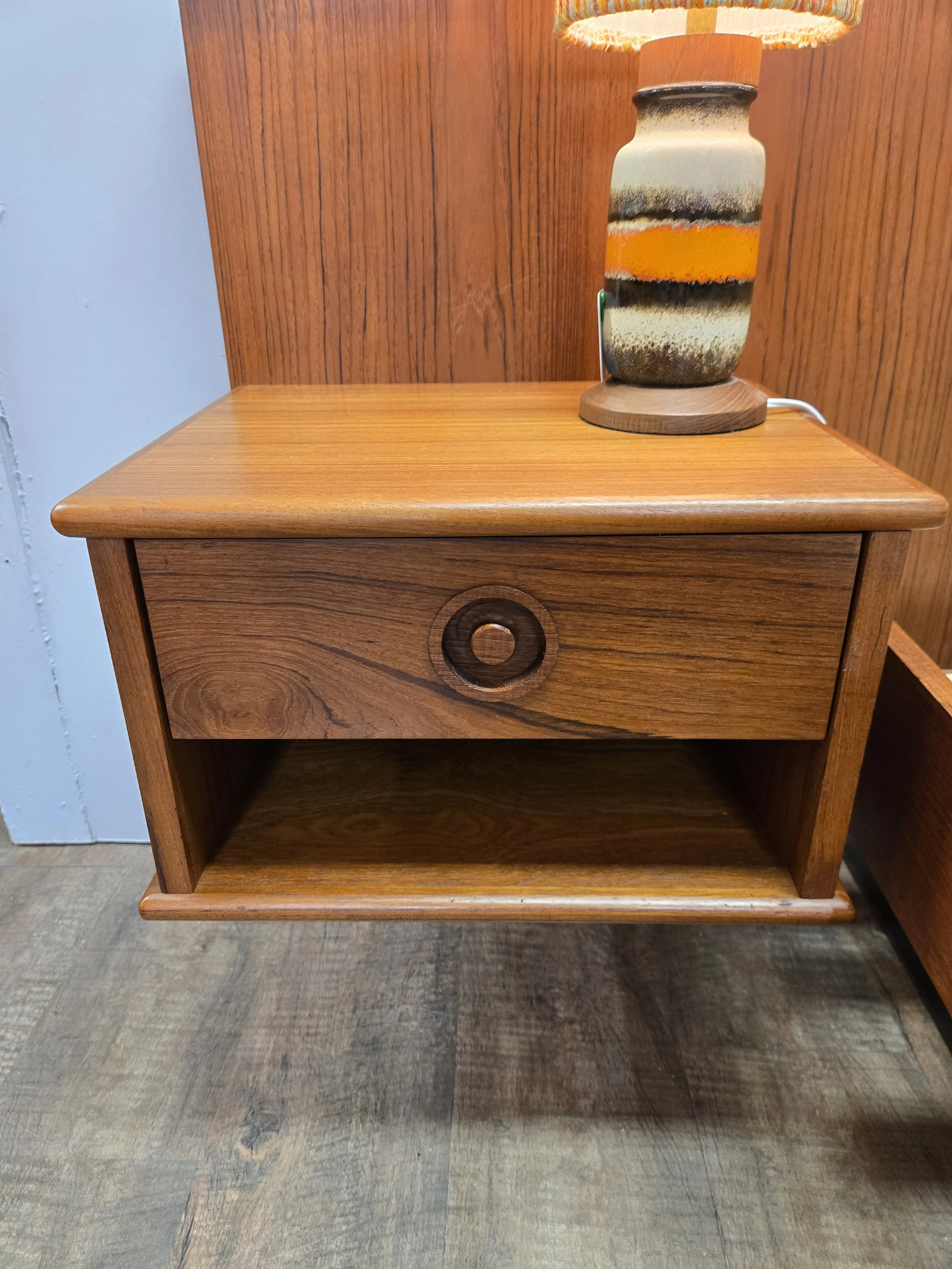 Vintage Teak Queen Size Bed with Floating Nightstands