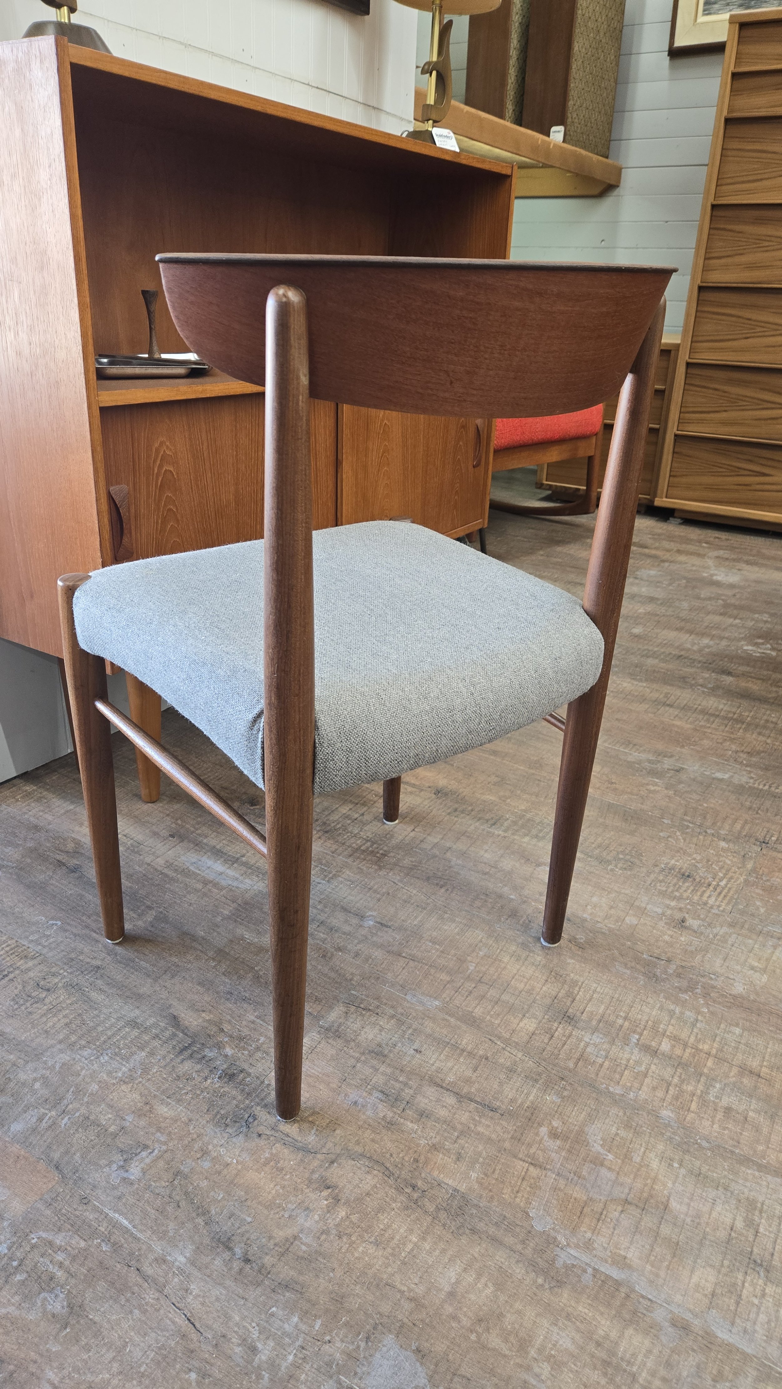 Mid century curved back teak dining chair