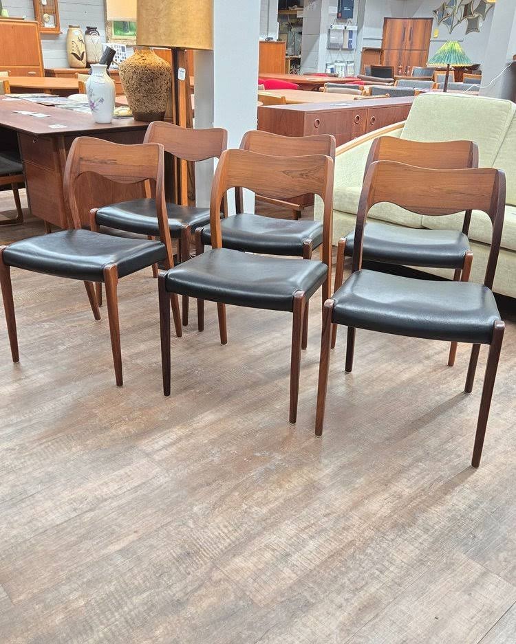 6 Rosewood Model 71 Dining Chairs