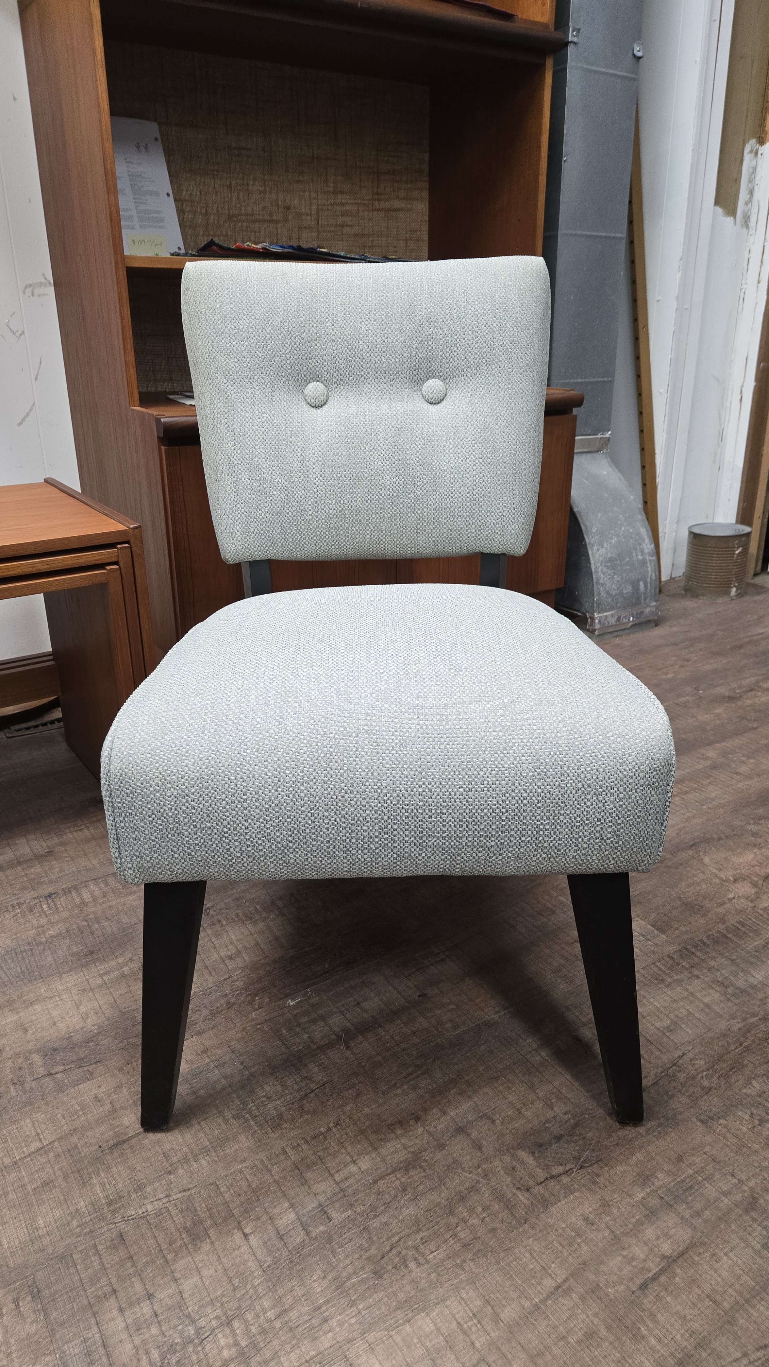 Mid century Kroehler slipper chair