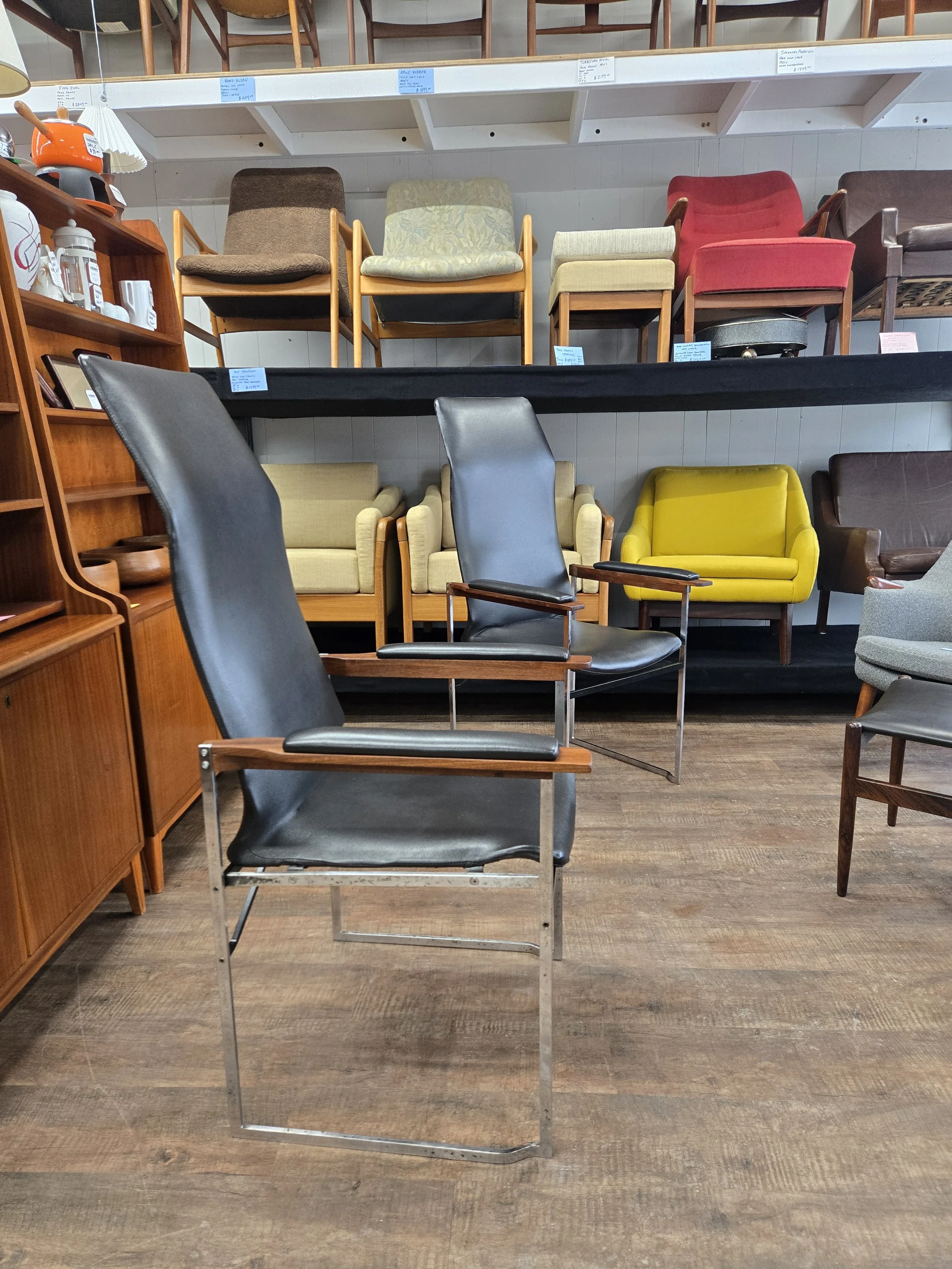 High back Lounge Chairs with Chrome Frame