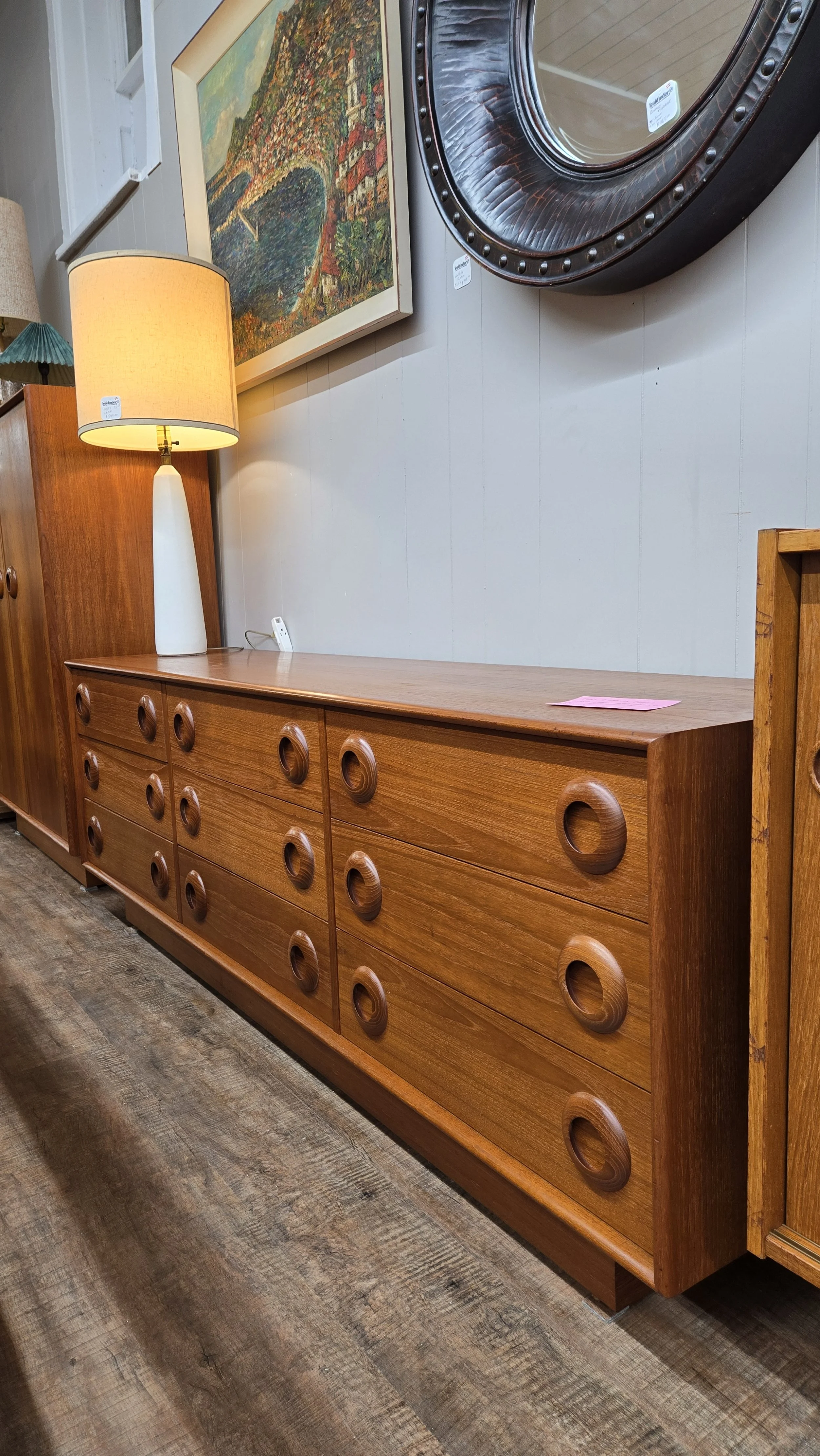 teak 9 drawer dresser with round handles