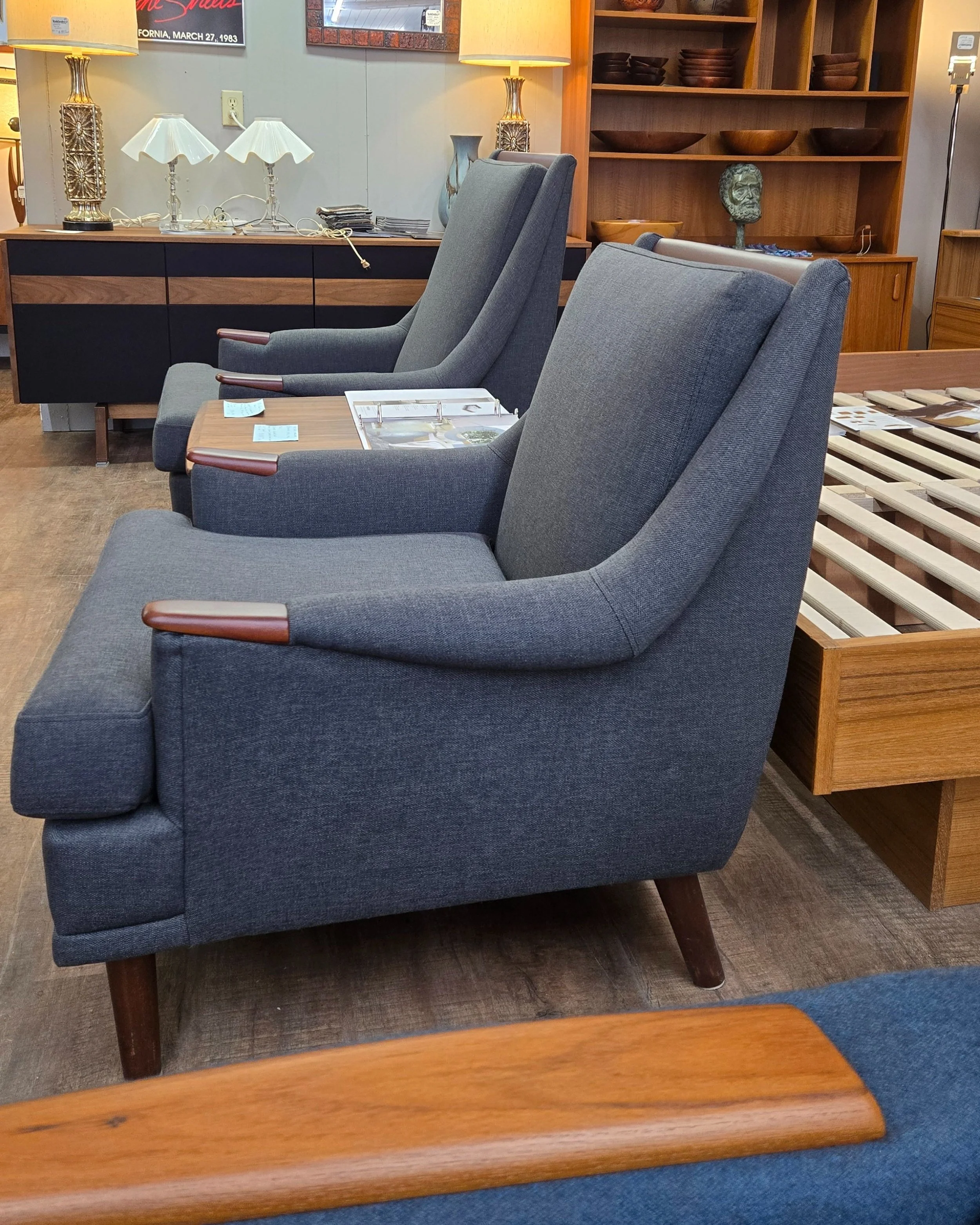 pair of fully restored vintage lounge chairs
