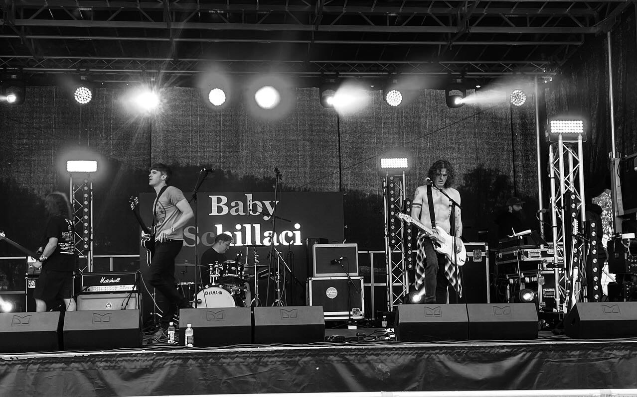 Thank you to all who came to see us @inittogetherfestival 🏴󠁧󠁢󠁷󠁬󠁳󠁿🏴󠁧󠁢󠁷󠁬󠁳󠁿 you made us feel loved x

@morn.band 👏👏
@papajupestc 👏👏 

@beastpruk 
@libertinorecs