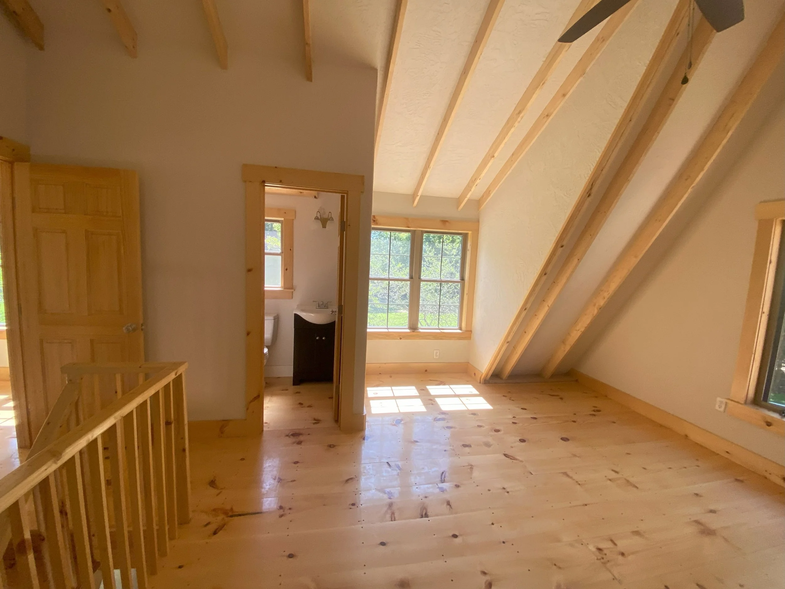 Loft 2.jpg