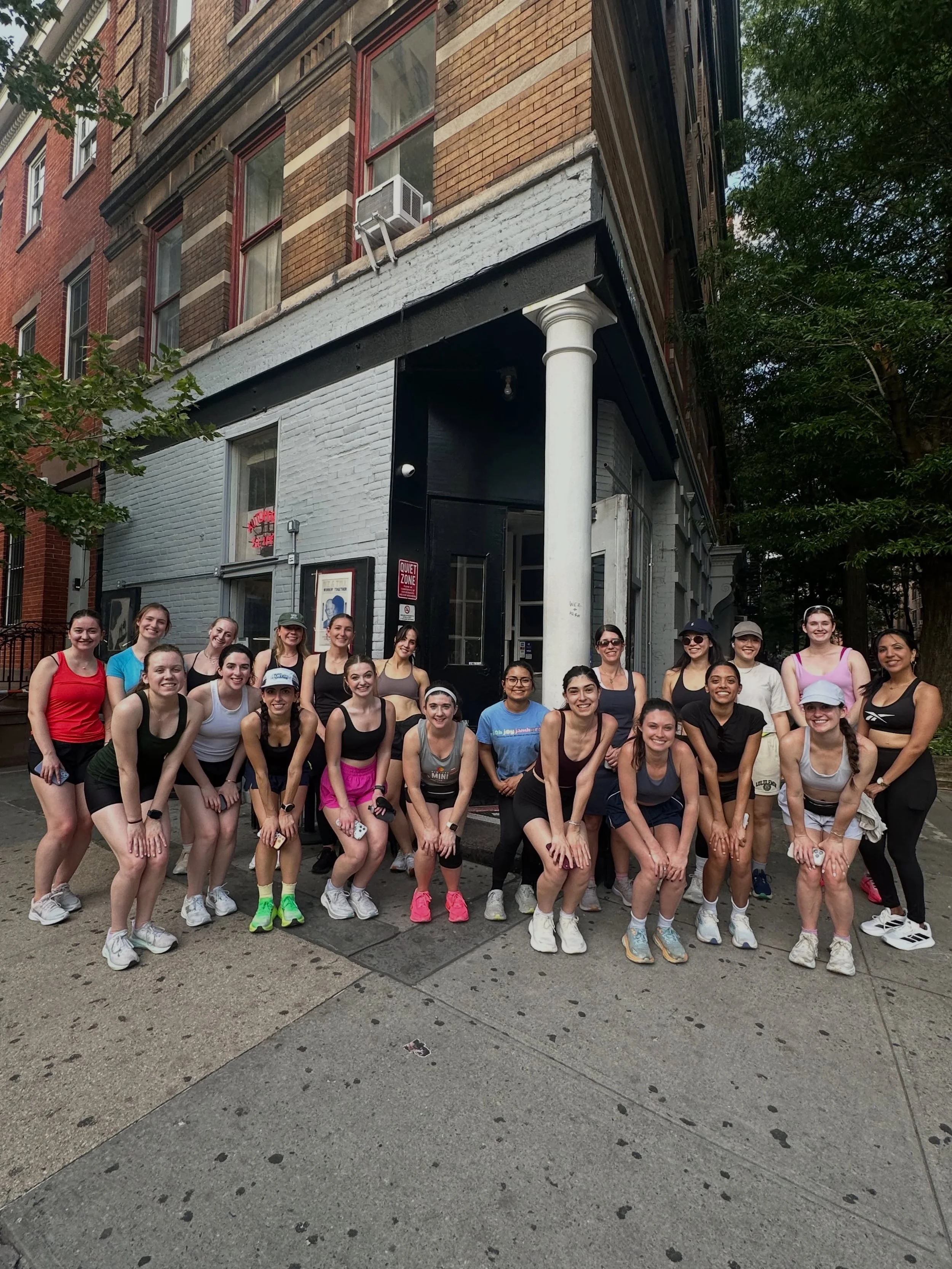 braving the heat🥵🥵🥵 cheers to the start of summer runs!!