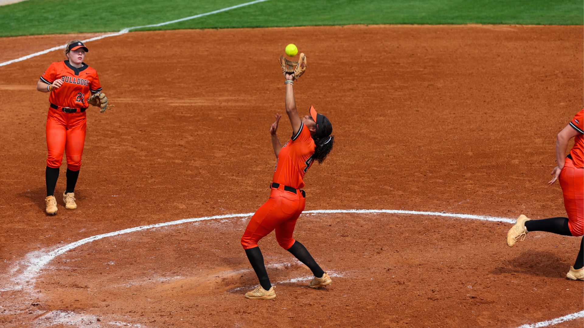 329_Union_Softball_-_UPIKE.png