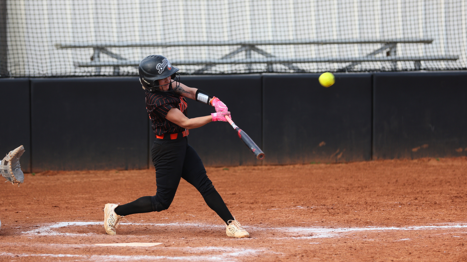 Softball_vs_UNOH.png