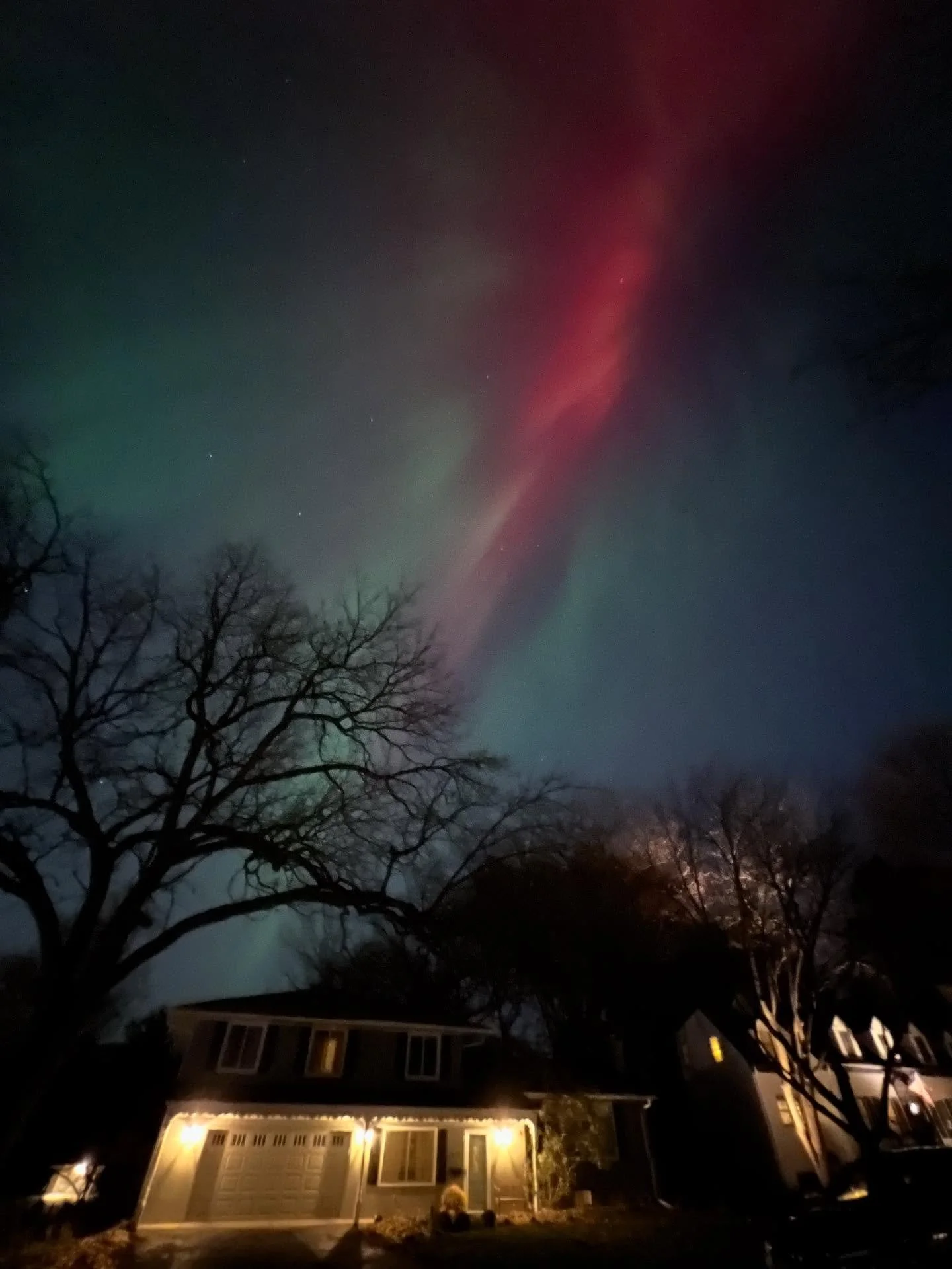 Our staff went out to view the #NorthernLights last night. How about you?