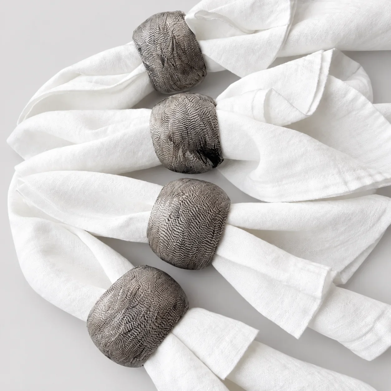 silver-duck-feathered-napkin-rings-product-shot (2).webp