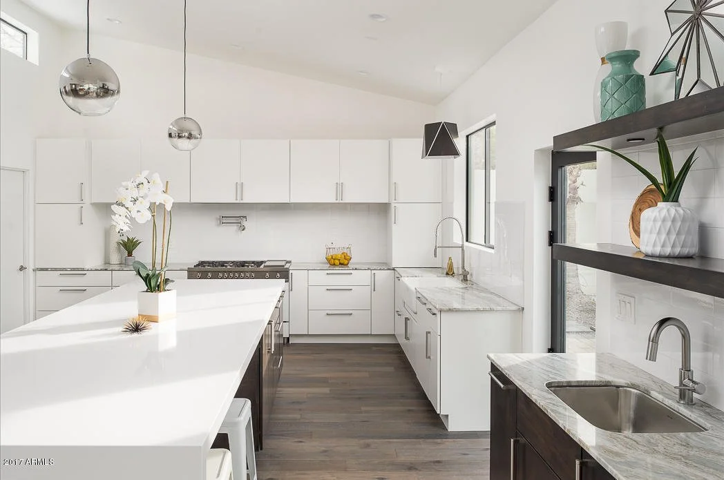 46th kitchen 2.jpg