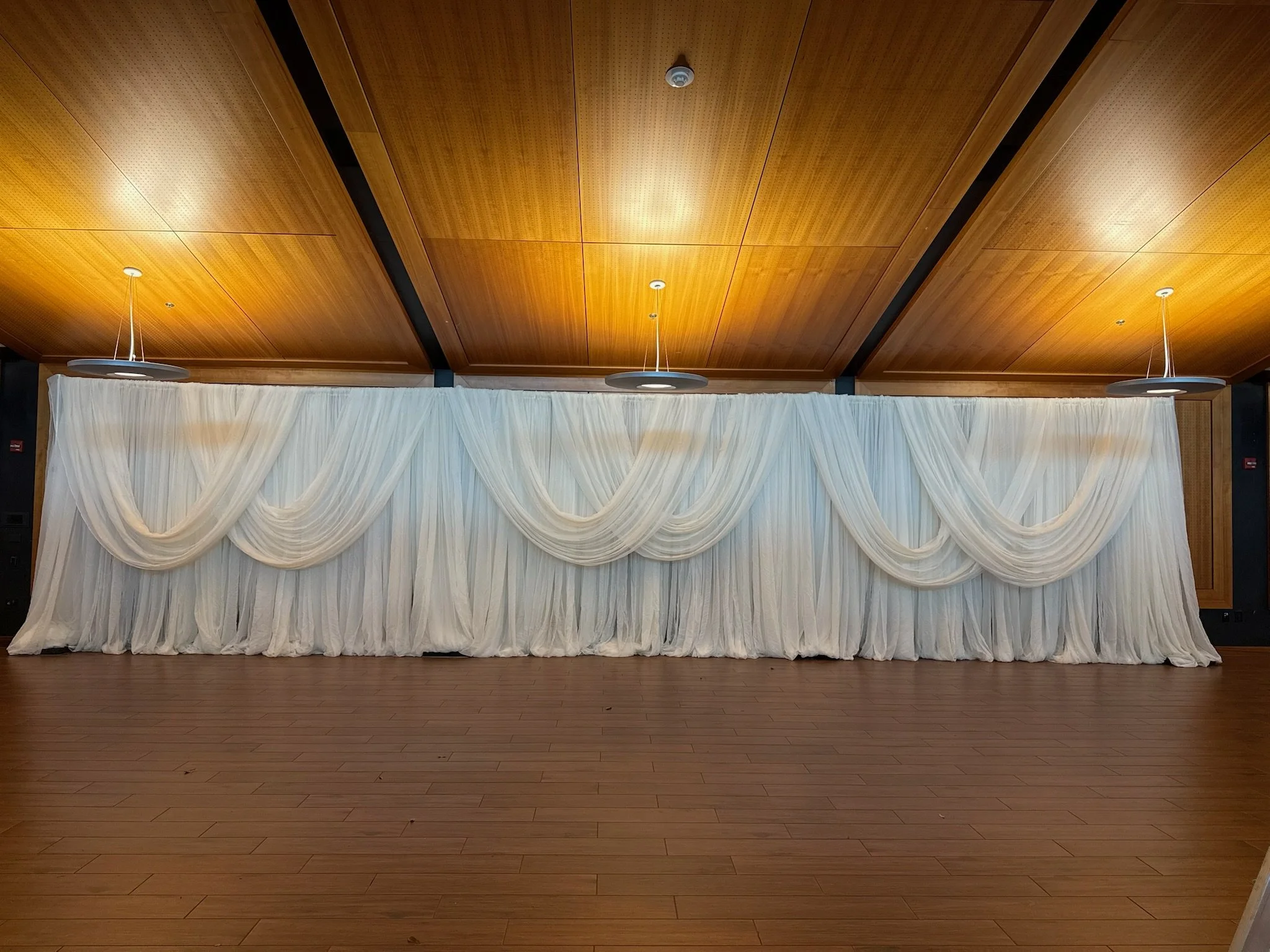 Founders Hall - 9ft Drape wall