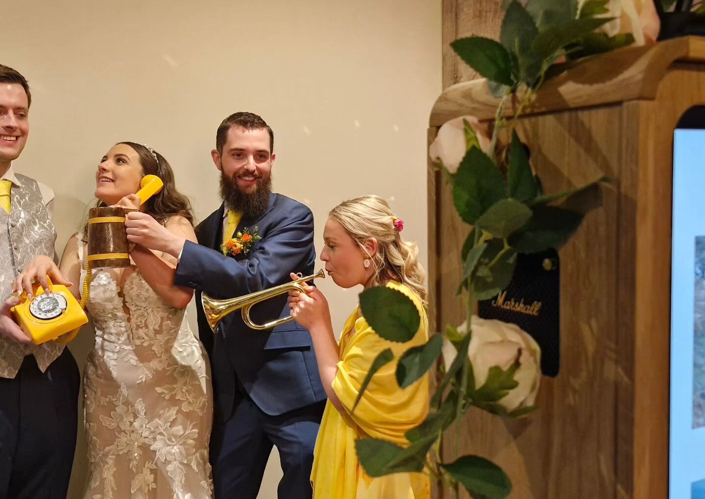Massive congrats to Laura and Russell Garlic-Reed on tying the knot! It was amazing to be a small part of your big day. Here's to a lifetime of happiness, adventure, and making great memories together. 🍾🎉 #CheersToTheGarlicReeds

#wedding #weddingp