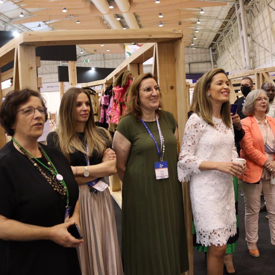 Secretária Regional da Cultura dos Açores no Stand da A.CERTIFICA na FIA 2022