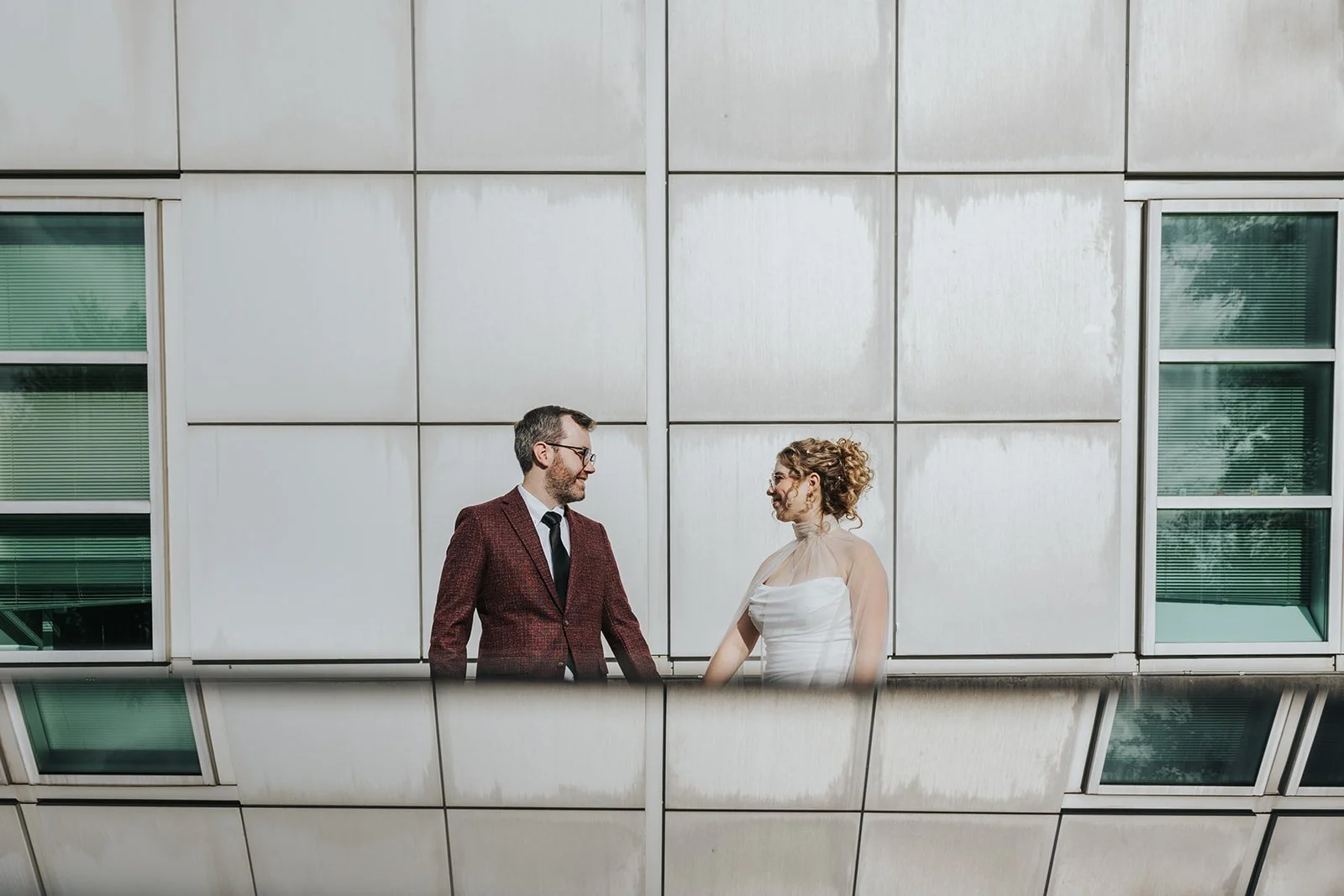 BRIDE GROOM WEDDING PORTRAIT BALTIMORE MARYLAND MUSEUM ART