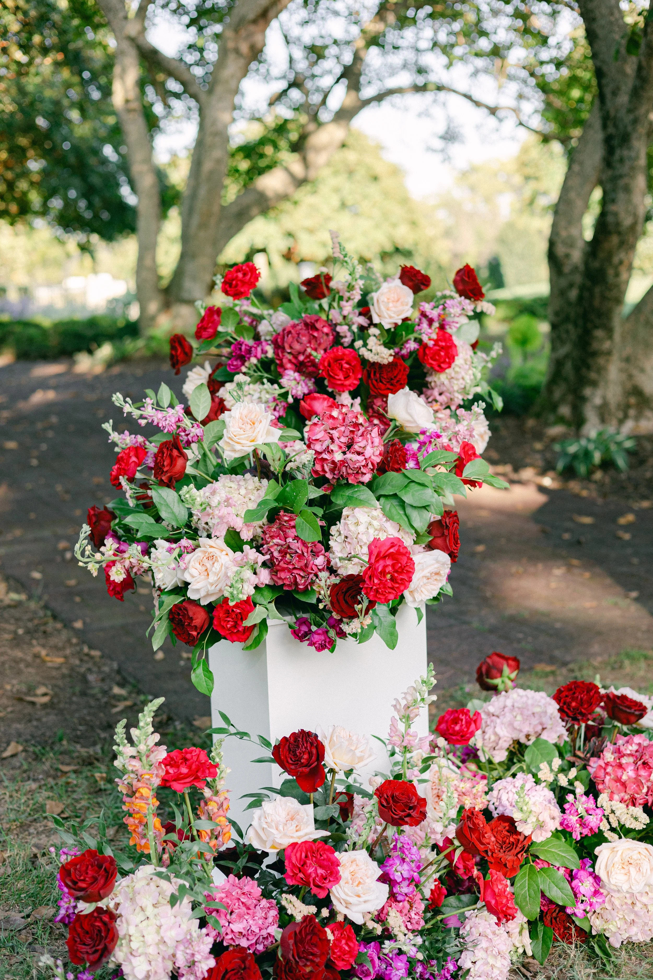 wedding ceremony floral flower arrangement pedestal belmont manor historic park elkridge maryland