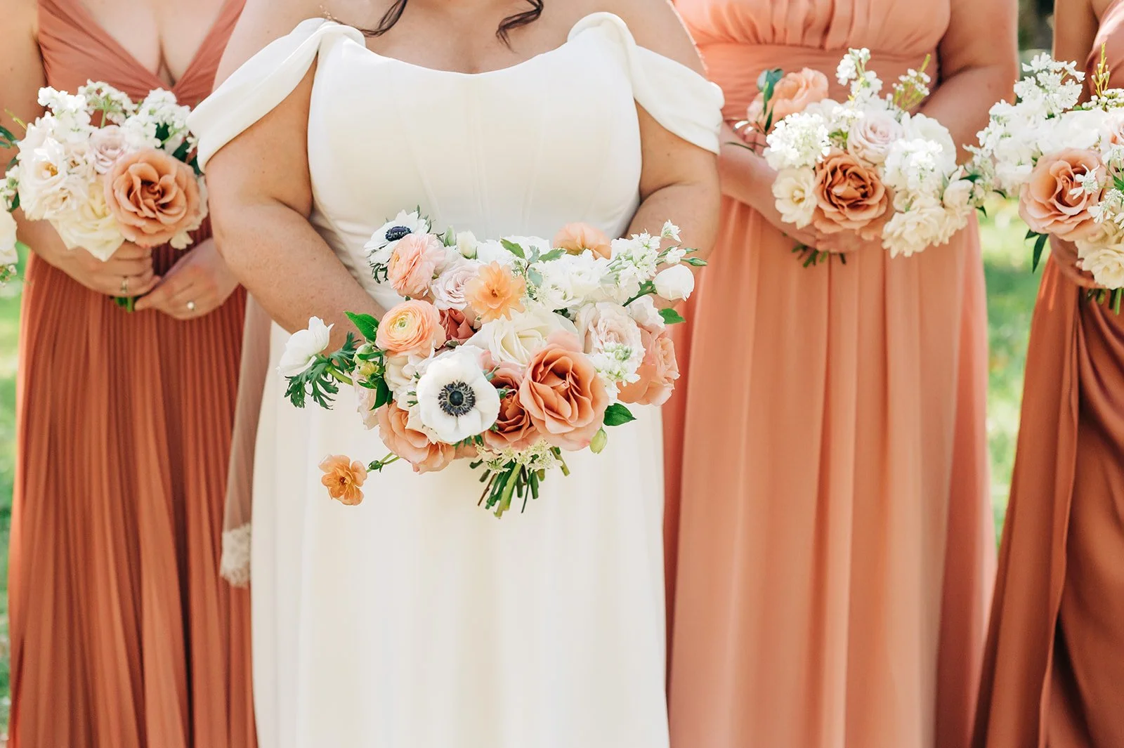 bridal bouquet bridal party bridesmaids pink peach