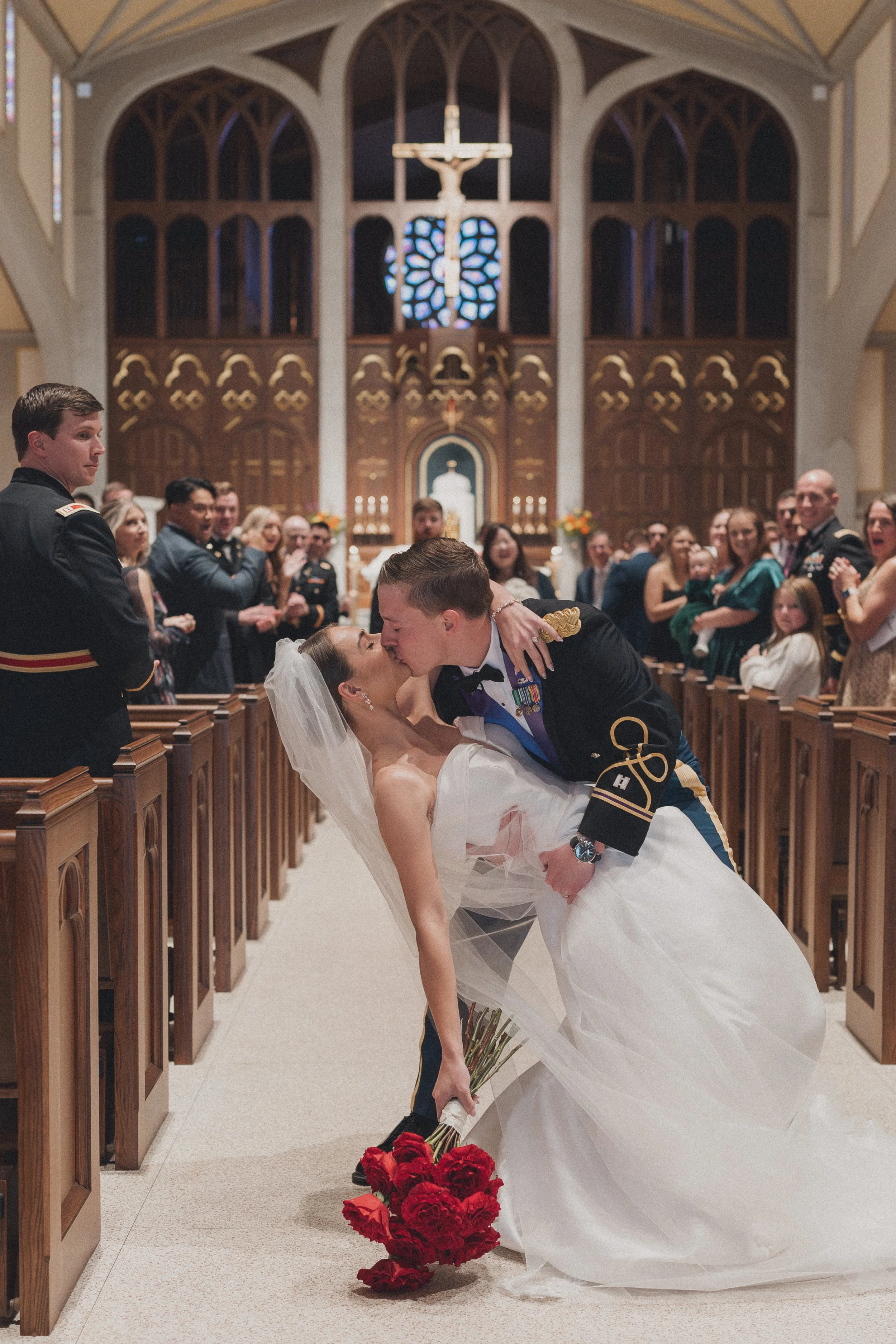 BRIDE GROOM KISS AISLE WEDDING CEREMONY CATHOLIC MASS CHURCH DIP