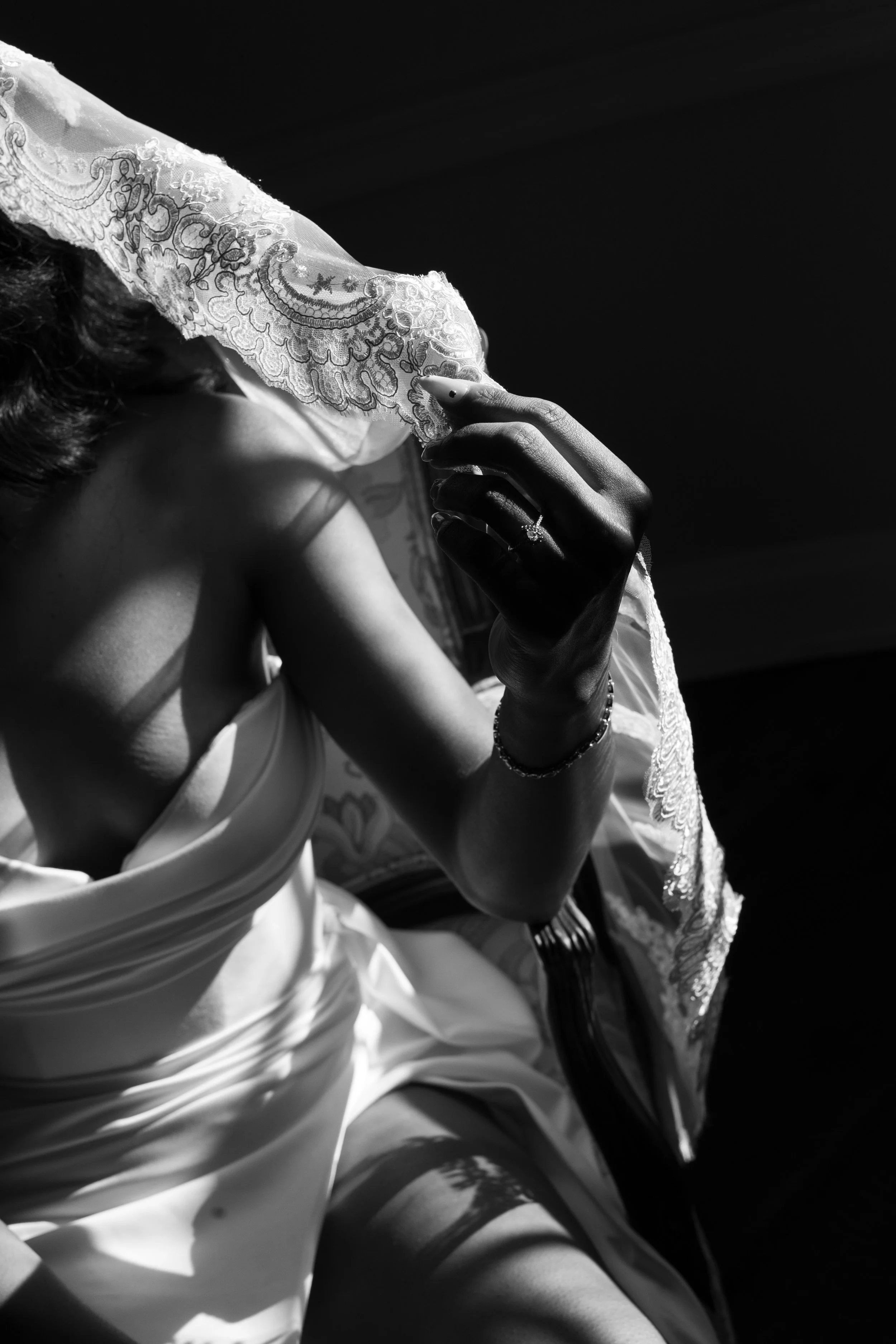 bride veil gown wedding belmont manor historic park elkridge maryland