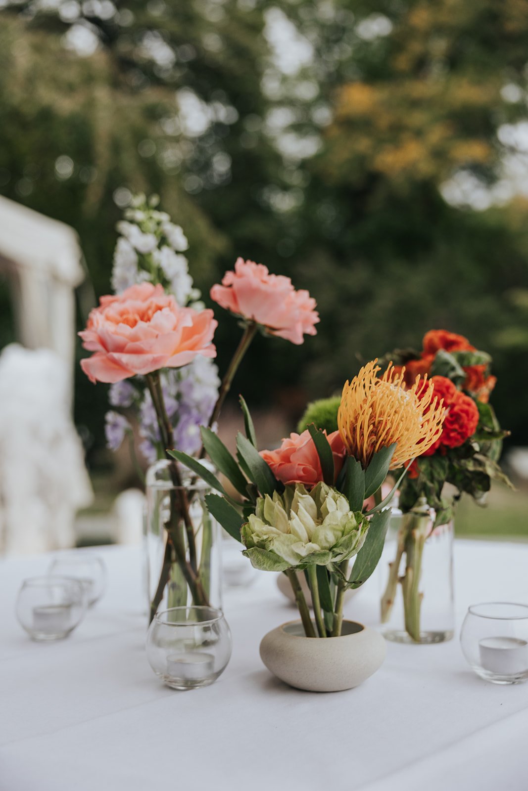 wedding reception flowers floral arrangement ikebana table decor baltimore museum of art sculpture garden