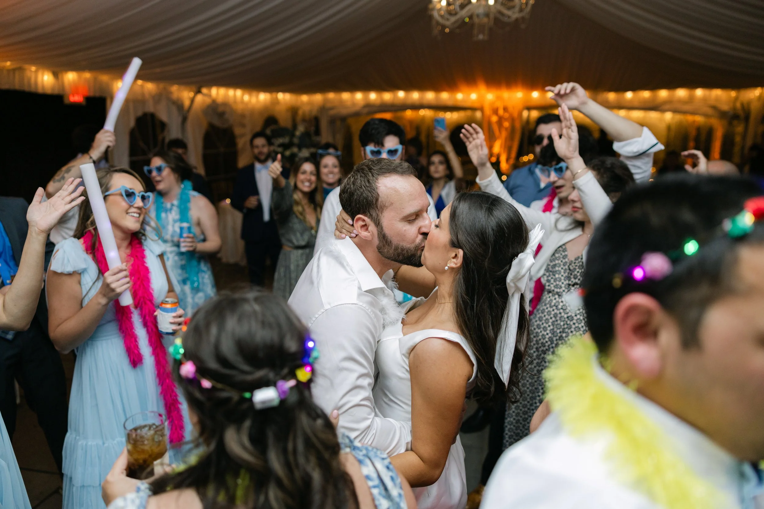 BRIDE GROOM WEDDING RECEPTION DANCING KISSING