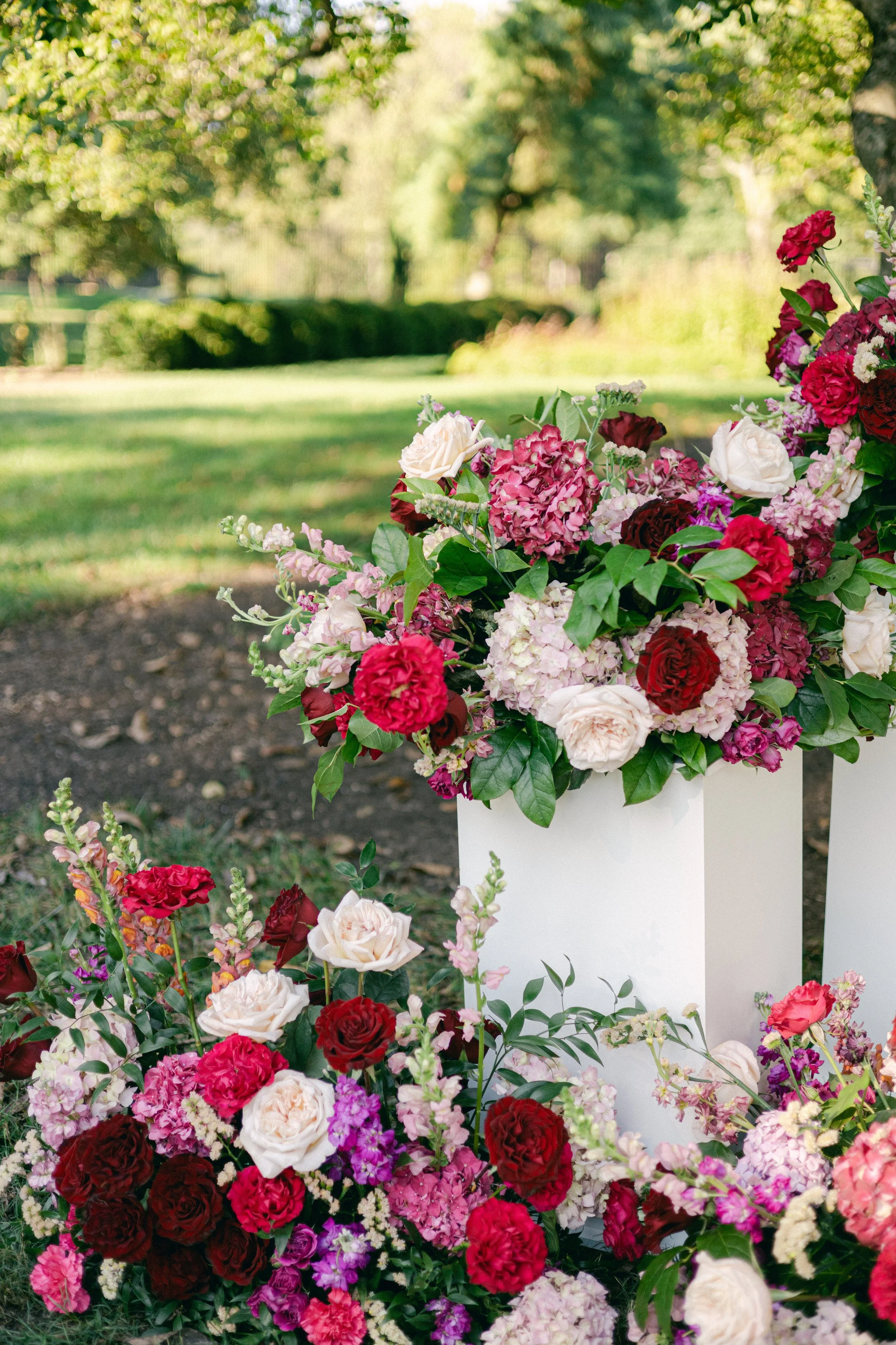wedding ceremony floral flower arrangement pedestal belmont manor historic park elkridge maryland