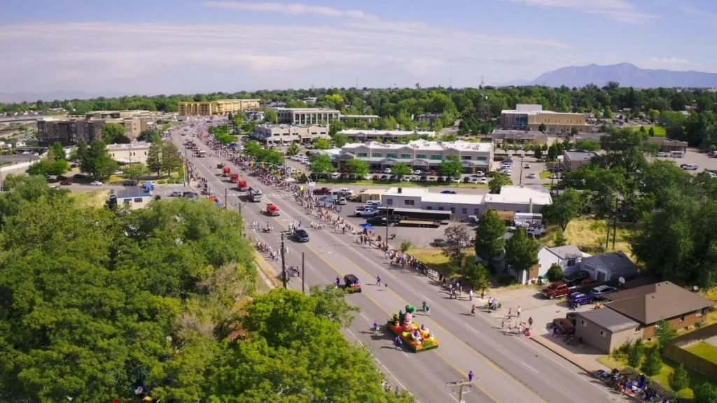Durable asphalt paving, repair, sealcoating, and crack sealing for Clearfield’s commercial corridors, HOAs, industrial areas, and residential neighborhoods.