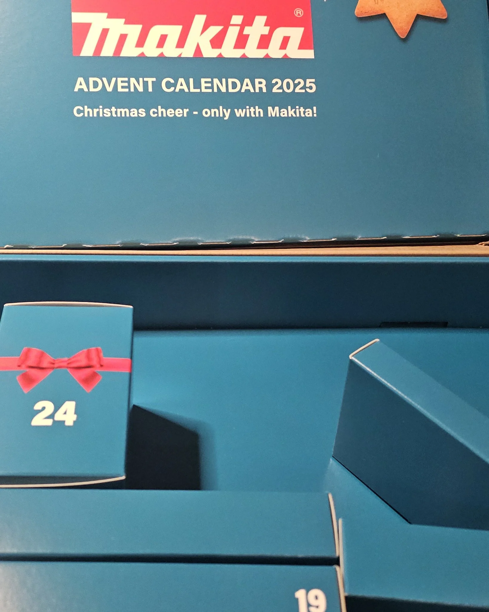 Makita julkalender lucka 19.
 #makitasverige #MakitaAdventskalender #makita