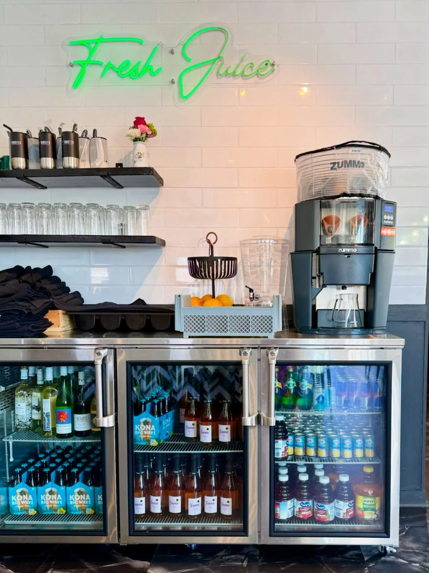 Fresh squeezed and straight into your mimosa. 🥂