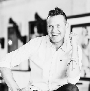 Hawkeye & Huckleberry Lounge