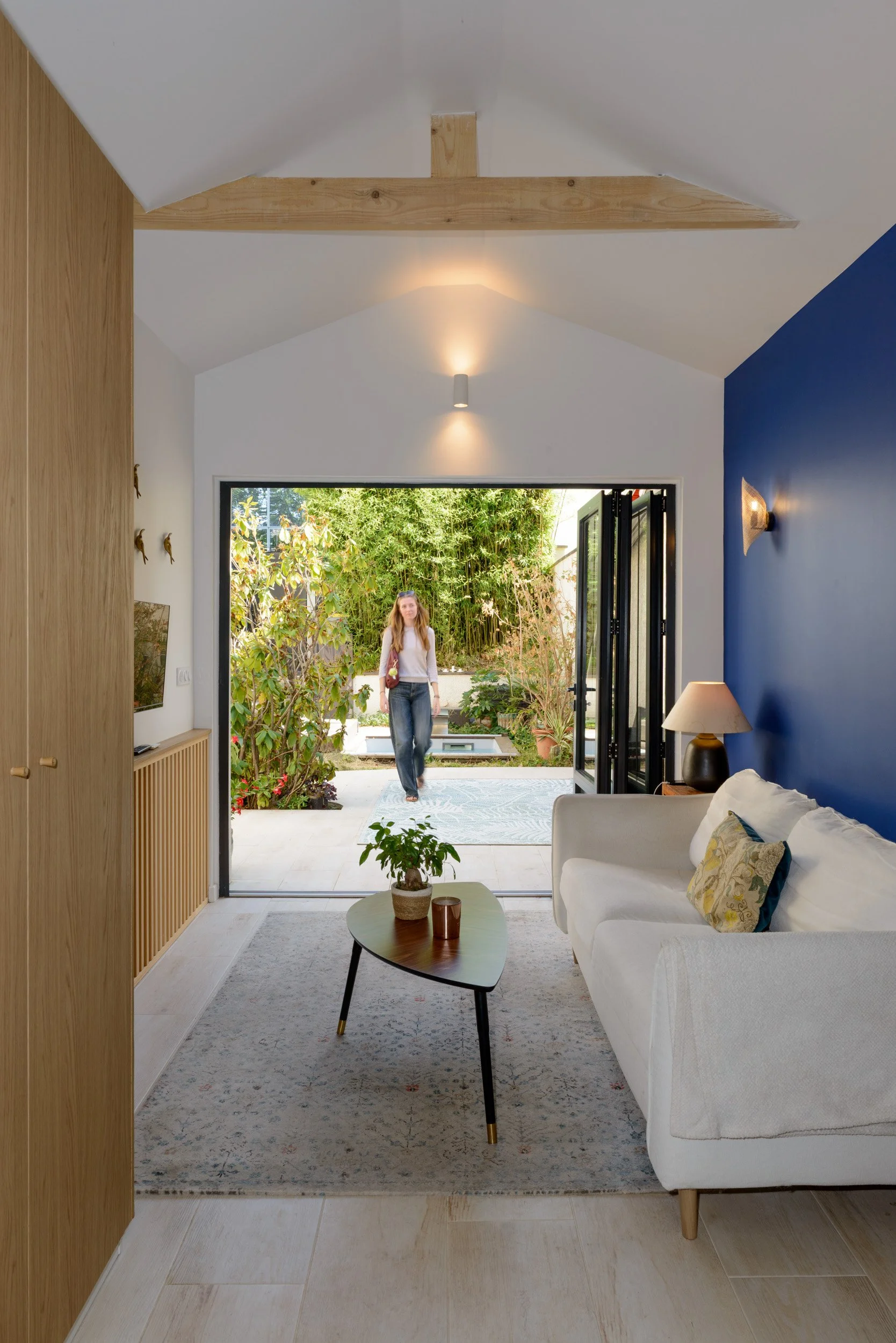 Ouvrir la maison sur le jardin
Les nouvelles ouvertures créent des perspectives et font entrer davantage de lumière.