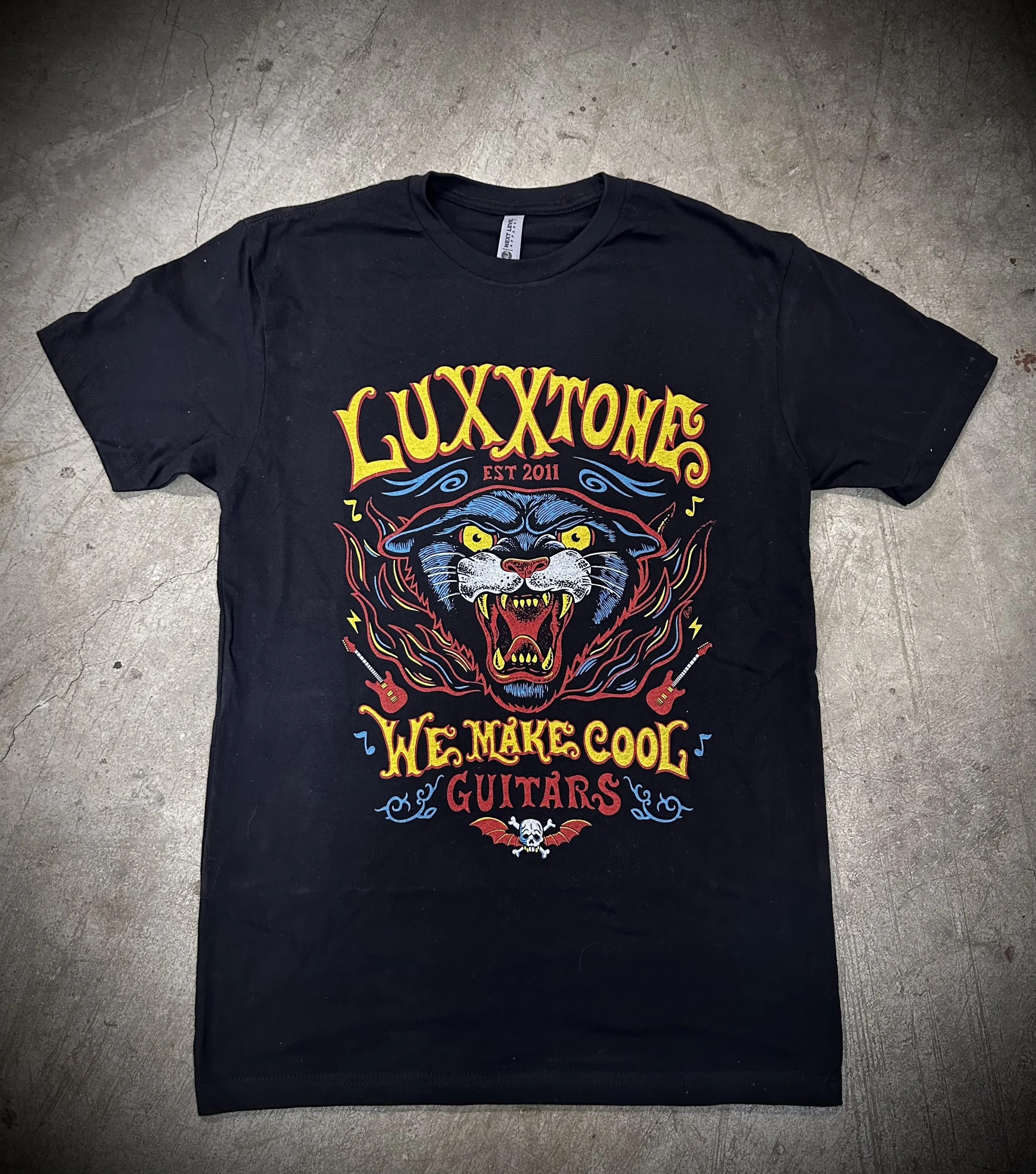 Luxxtone Limited Edition Original Artwork Retro Panther T-Shirt