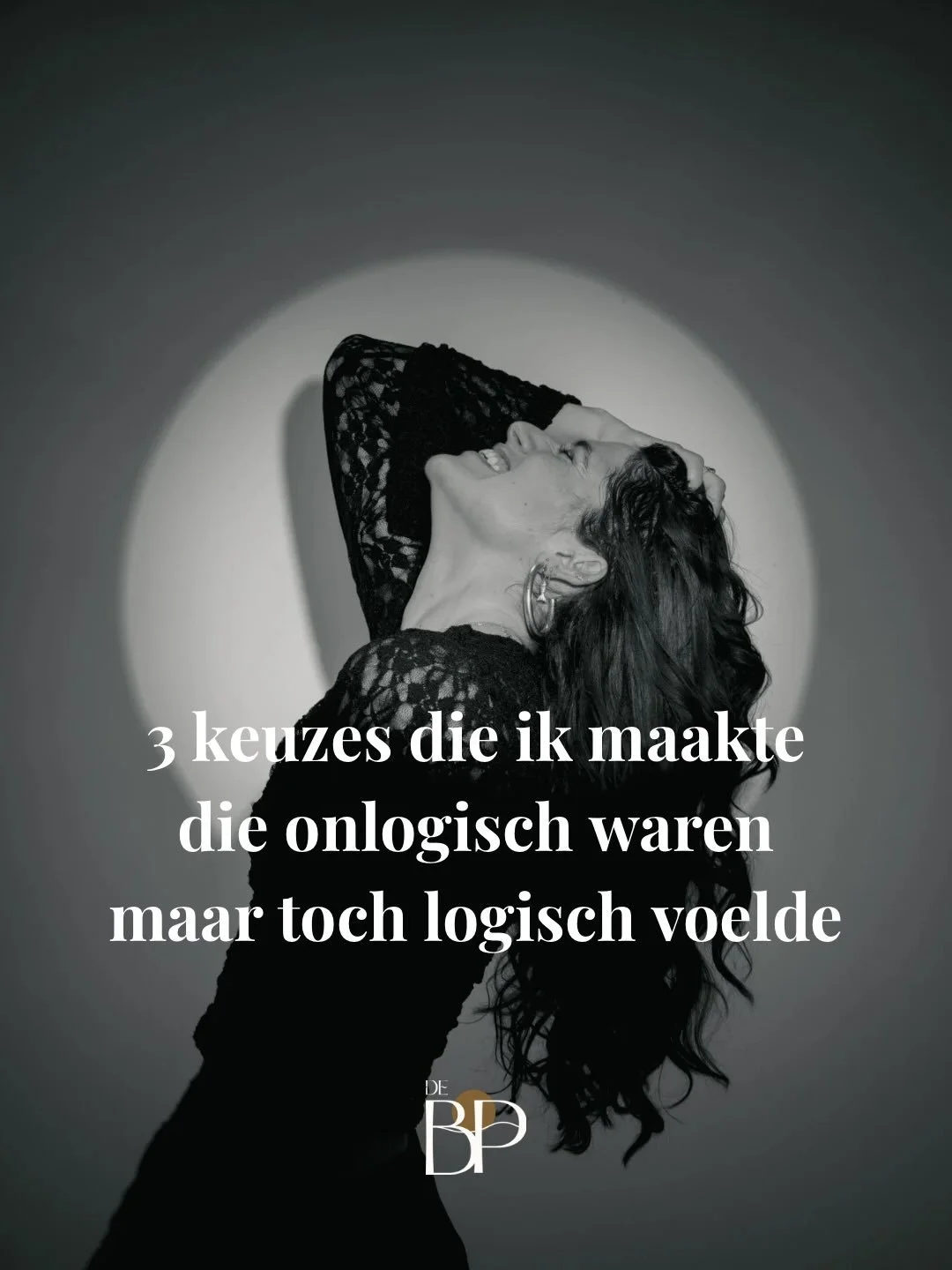 3 keuzes die mijn leven blijvend hebben veranderd

Niet omdat het gemakkelijk was
Comfortabel
Of bekend

Het was juist ongemakkelijk
Spannend
Eng
Oncomfortabel

En precies daarom heb ik dit gedaan

Omdat ik voelde dat het anders kon
Dat het anders mo