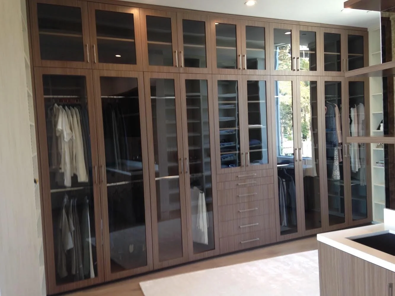 LA-Custom-Closets-Gallery_01.jpg