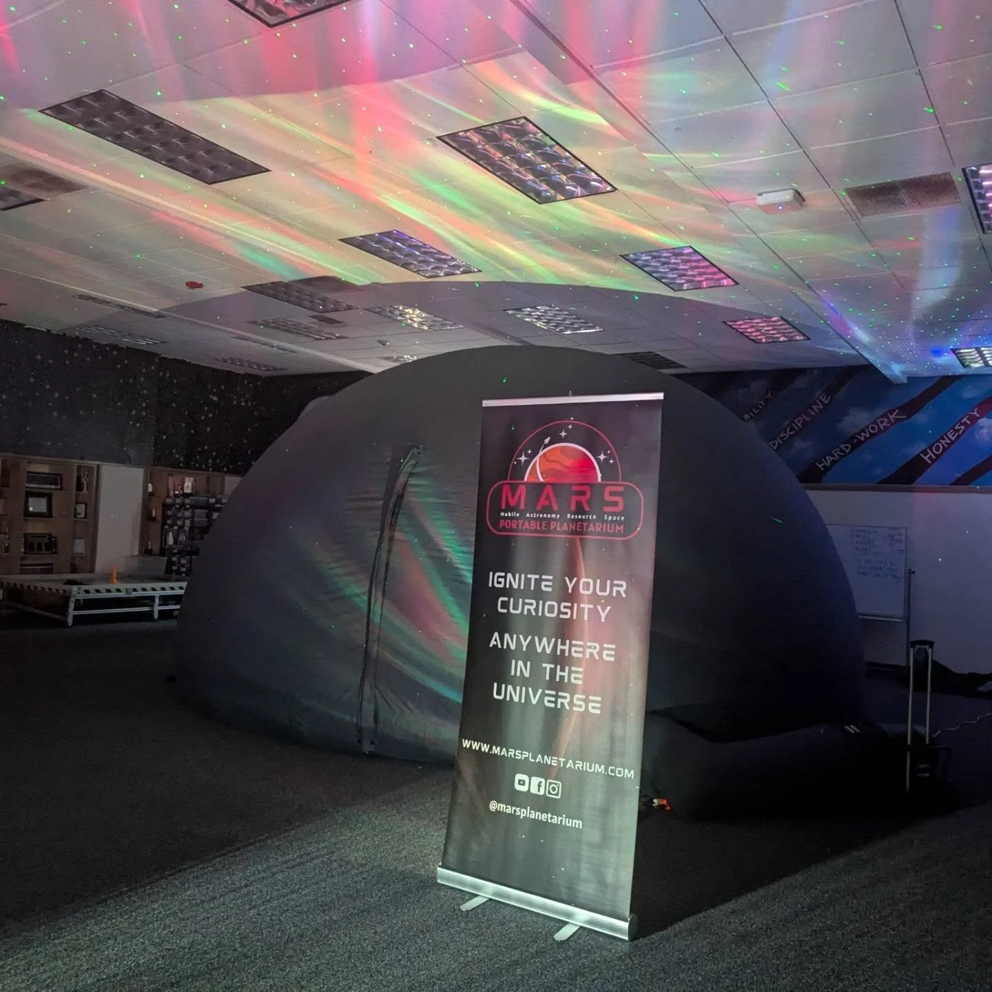 Got to share some of that #MoonJoy with a couple hundred people at @tustin_memorial ! 
Awesome event with great questions and curious minds! #planetarium #astronomy #artemis