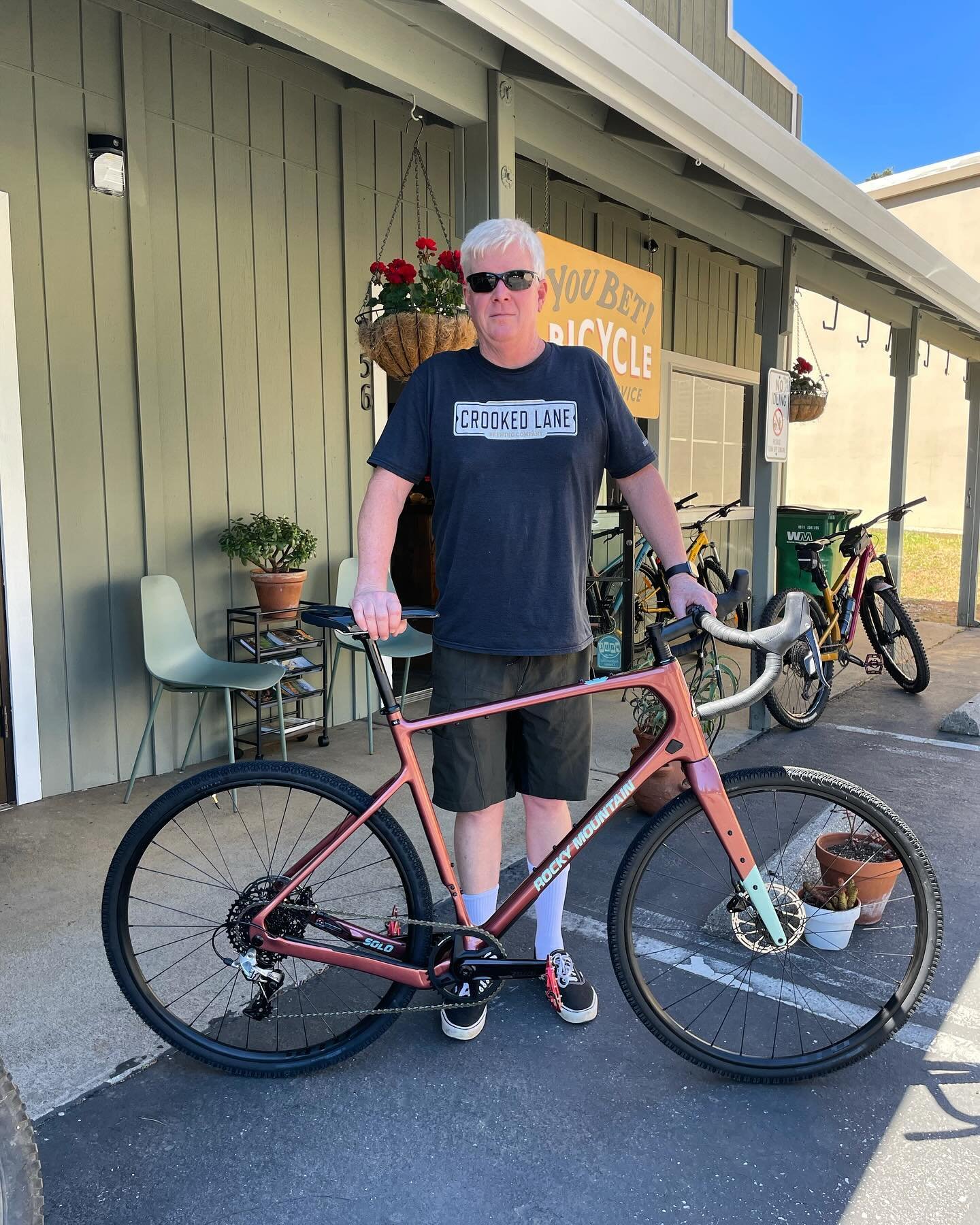 Happy #newbikeday to Robb! @rockymountainbicycles Solo C50 for some gravel exploration!