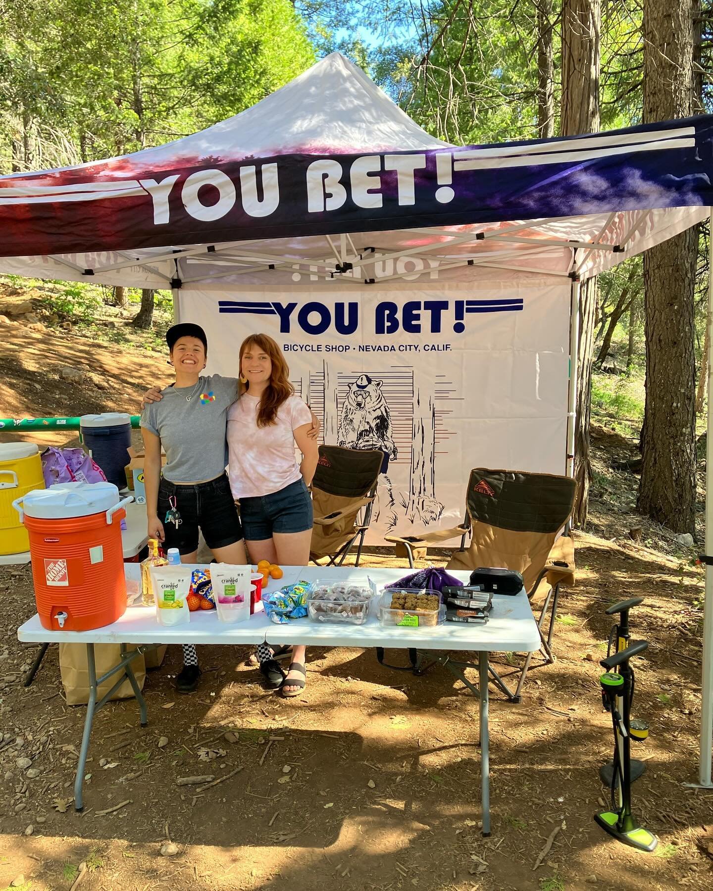 Thanks for coming to say hey 👋 and maybe have 🥃 at the second annual @bear_race_events Nevada City Enduro! BIG thanks to @keepitweirdcreations madisonroosen @elyse.marguerite @keepitweirdcreations holding down the fort and keeping the hydration and
