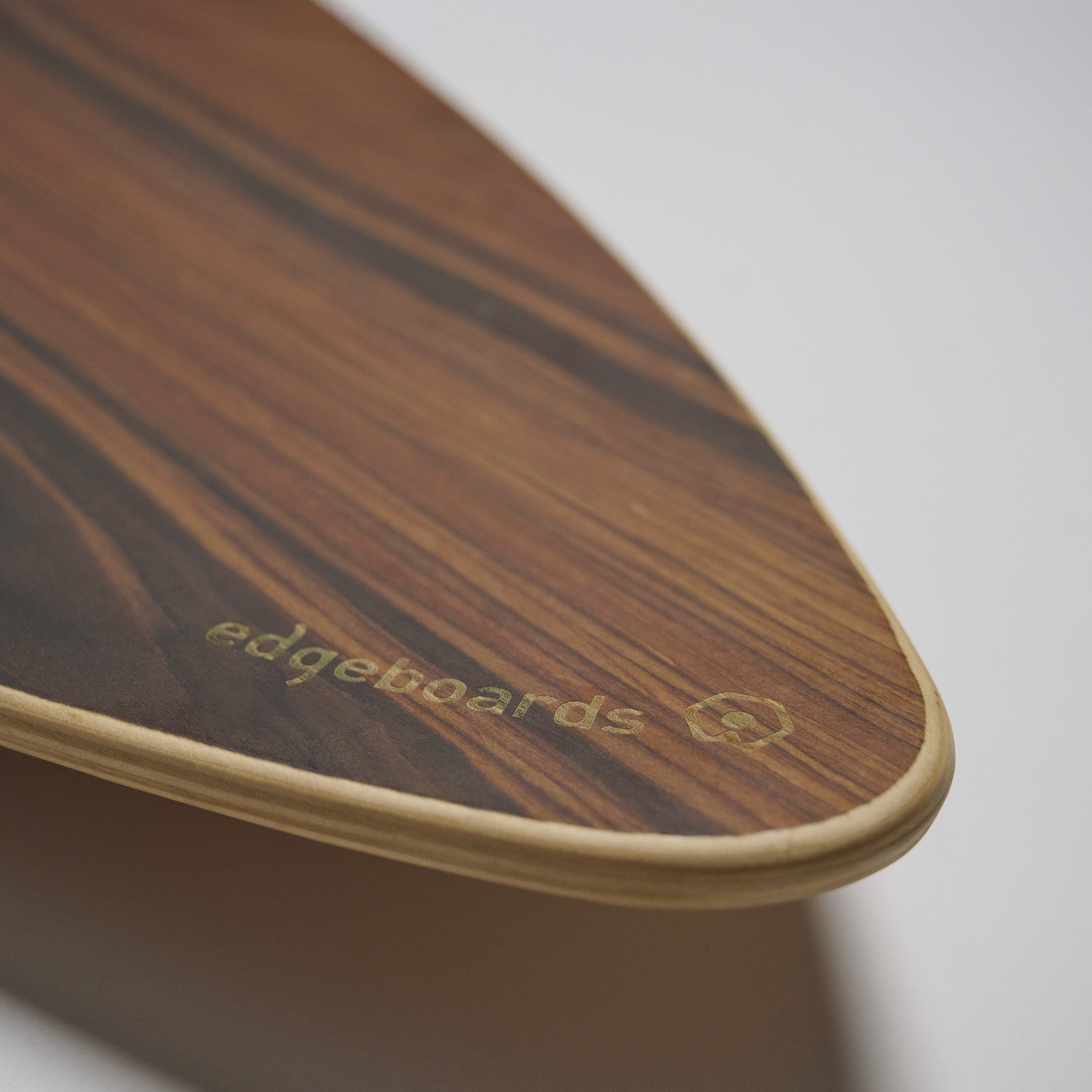 edgeboards_BALANCE_productshot_nose_unflamed.jpg