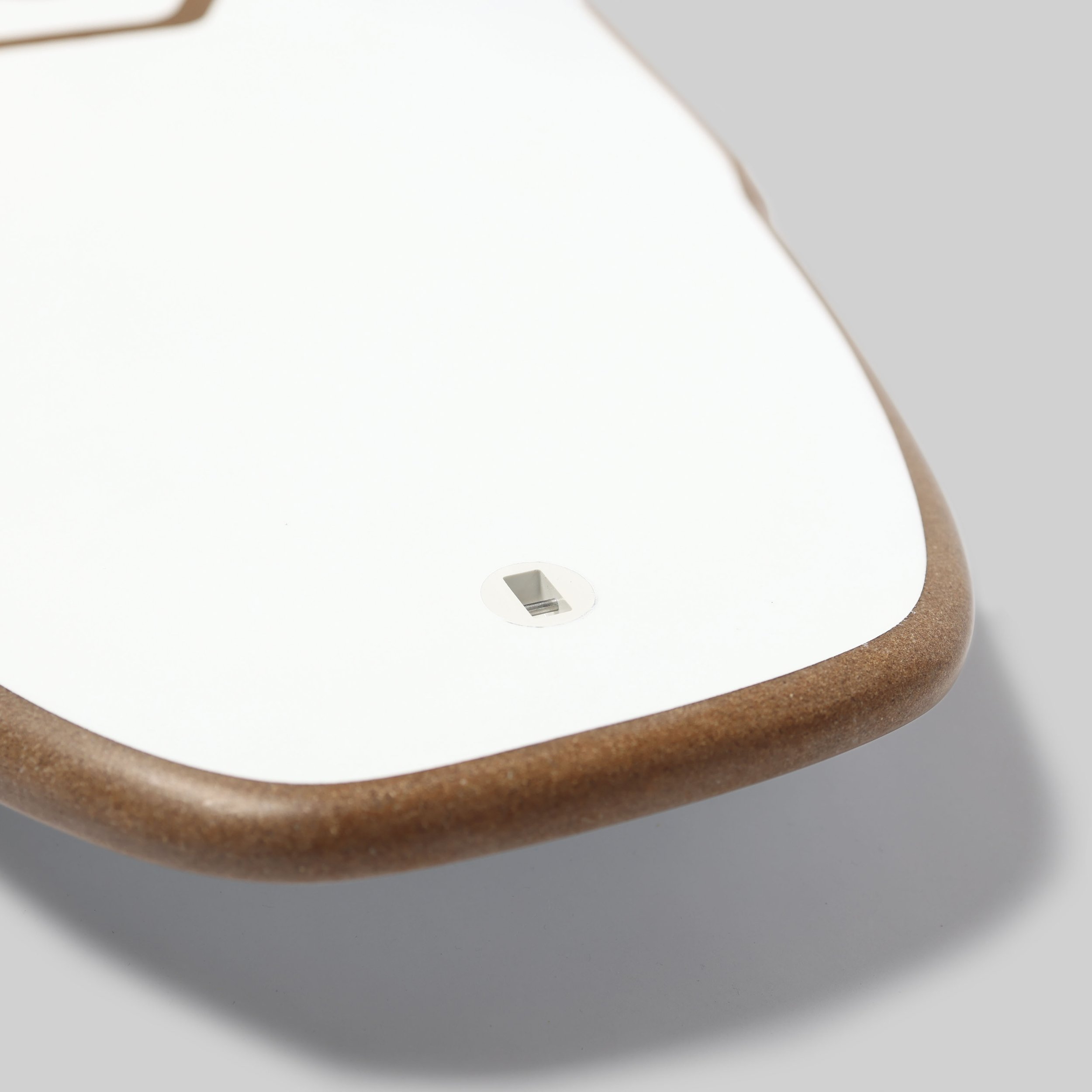 edgeboards_RIVER_productshot_tail_q.jpg