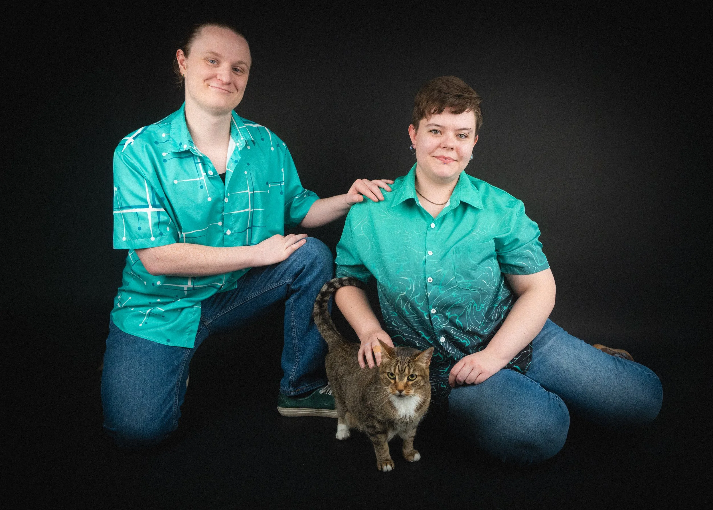 retro-awkward-portrait-cat.jpg